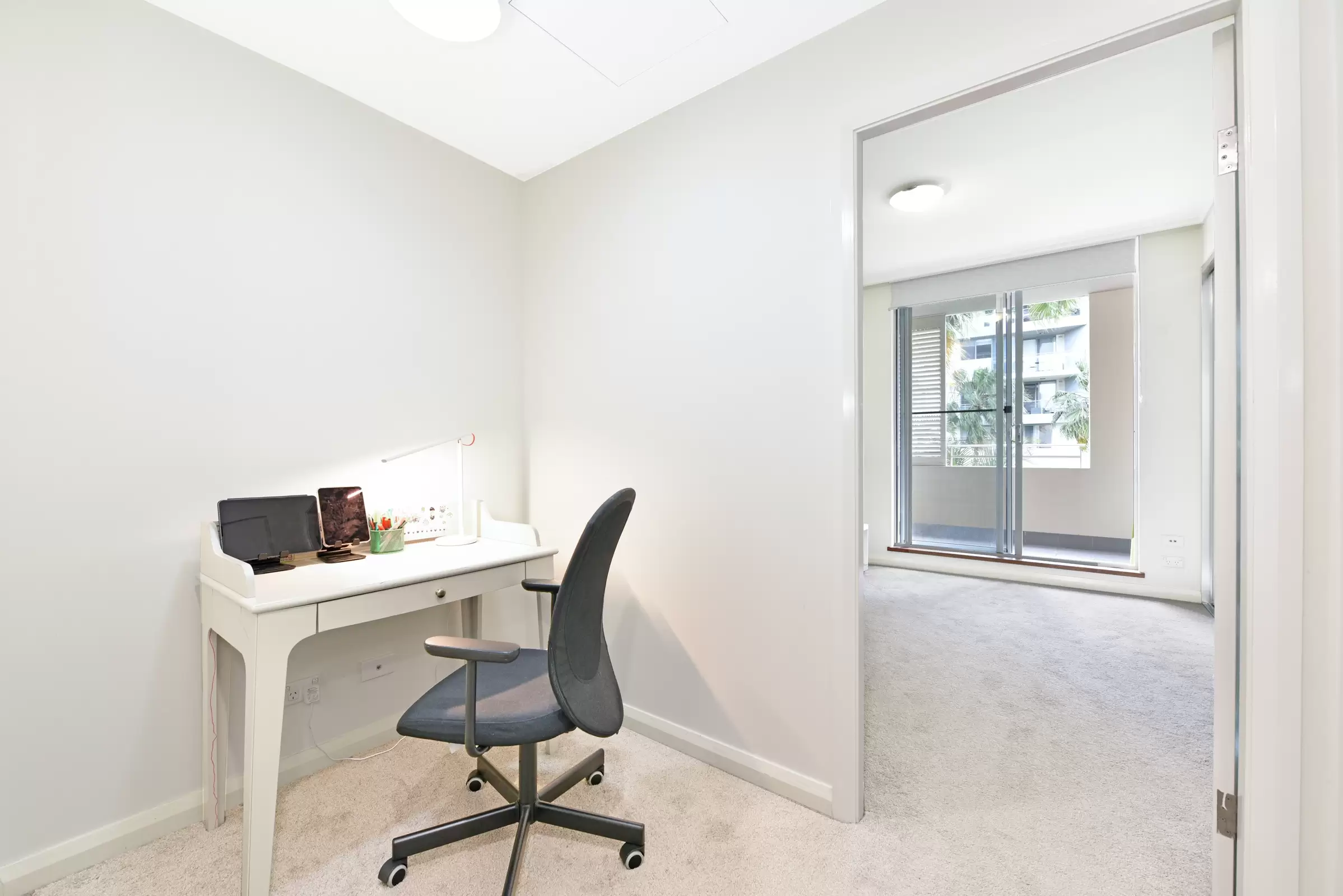 345/2 The Crescent, Wentworth Point Sold by Chidiac Realty - image 5