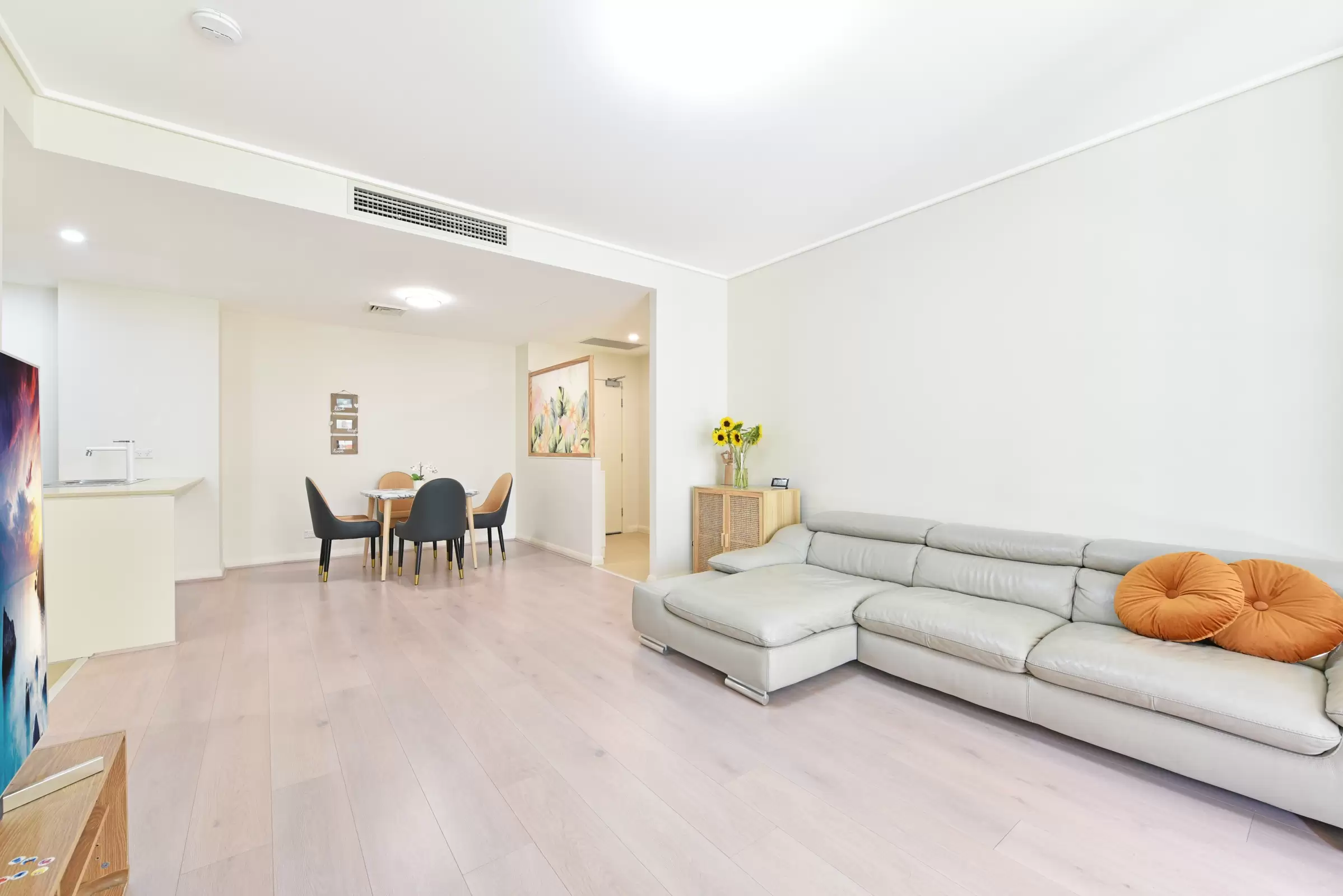 345/2 The Crescent, Wentworth Point Sold by Chidiac Realty - image 3