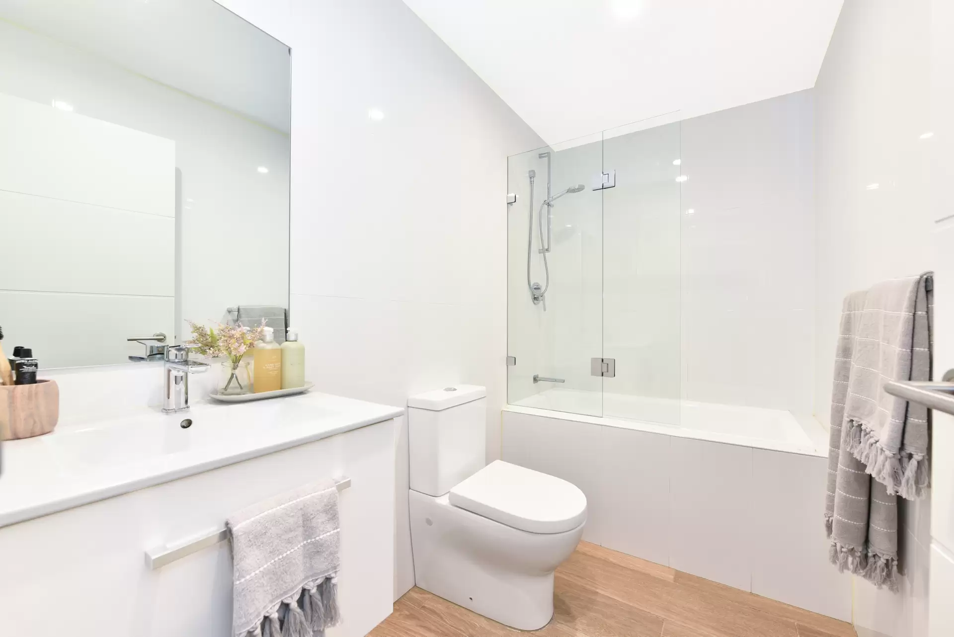 8/548-568 Canterbury Road, Campsie Sold by Chidiac Realty - image 1