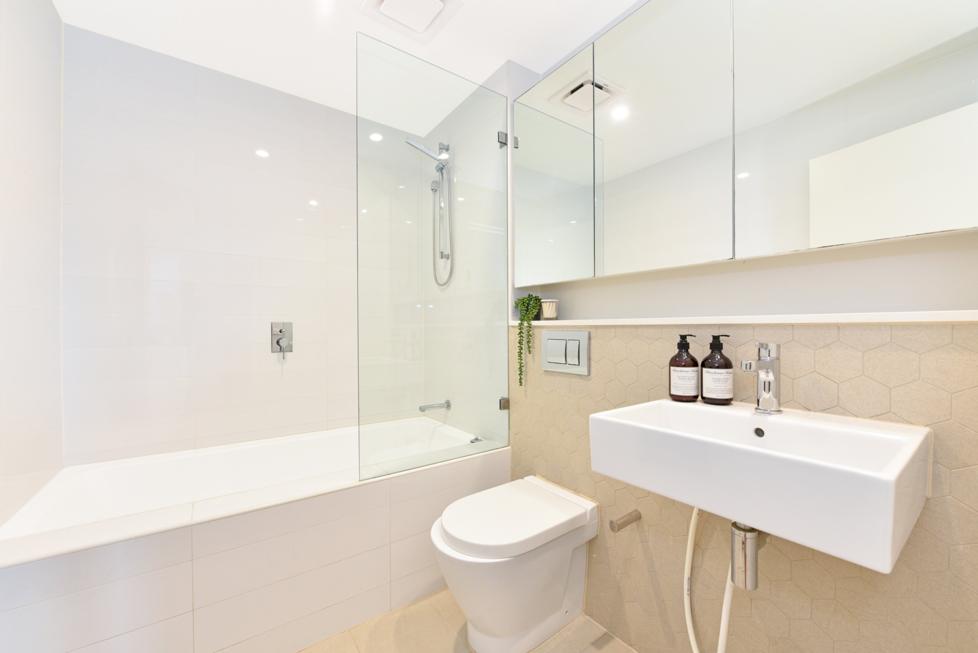 506/41 Hill Road, Wentworth Point Sold by Chidiac Realty - image 8