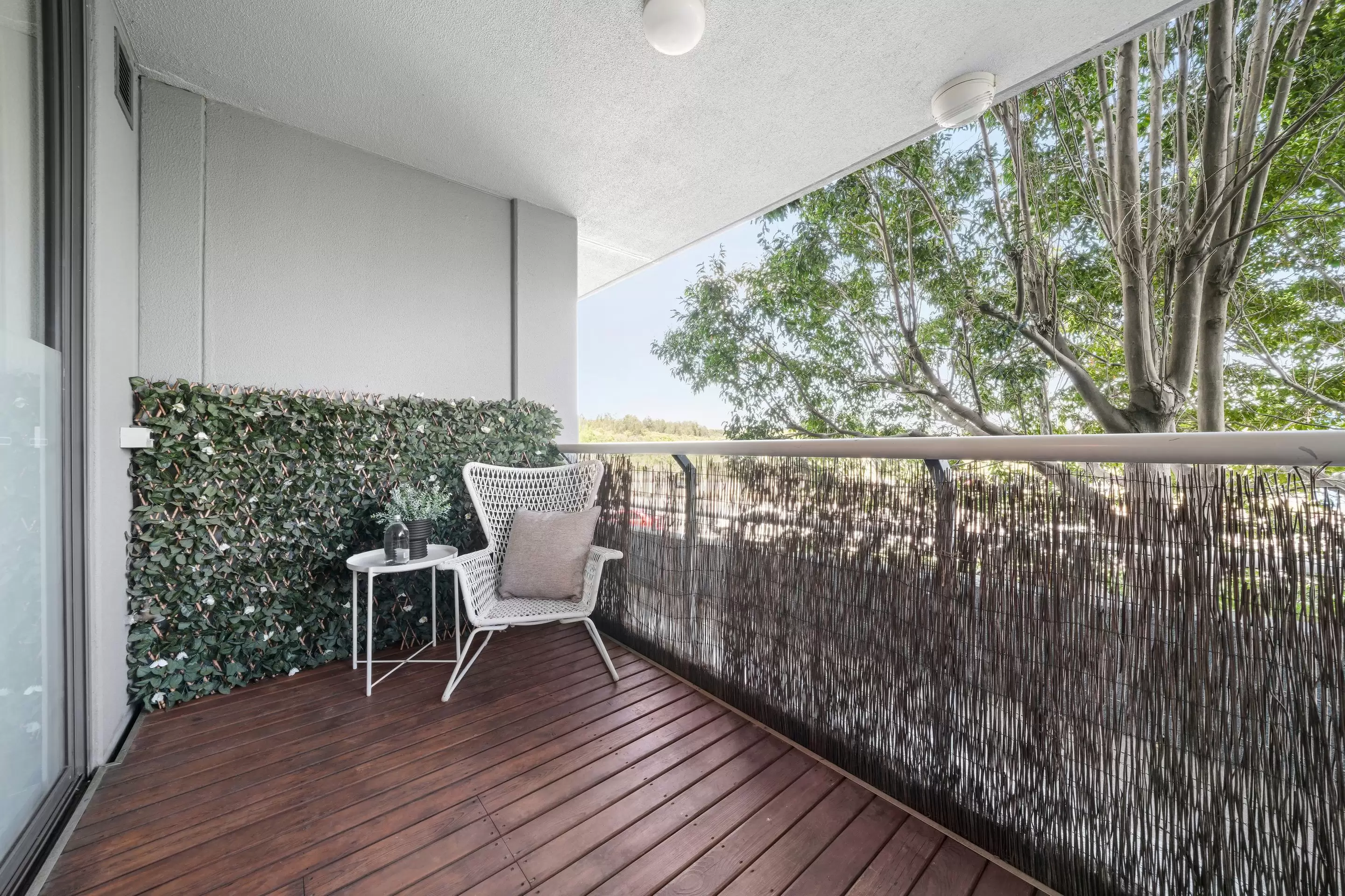 75/27 Bennelong Parkway, Wentworth Point Sold by Chidiac Realty - image 3