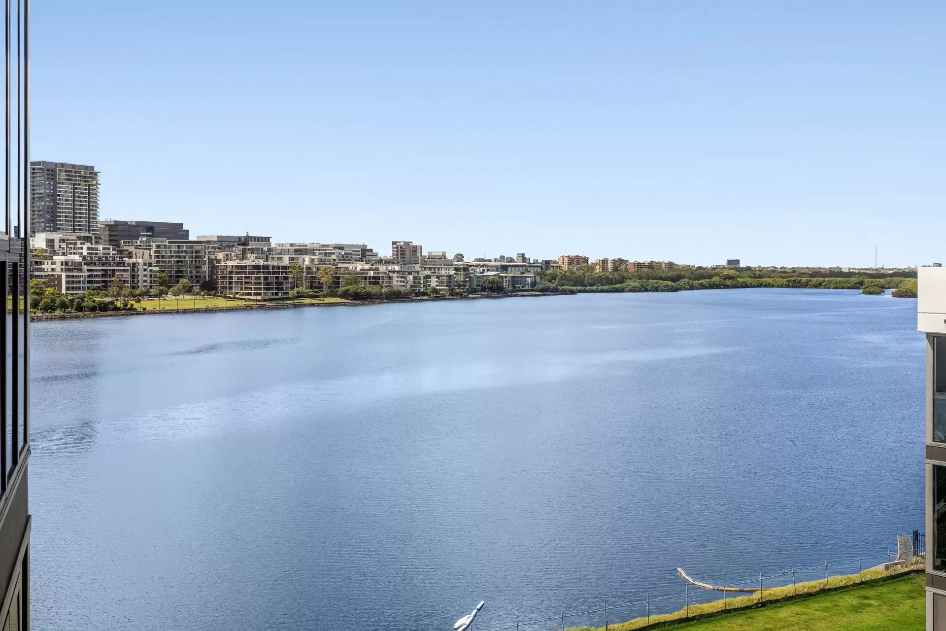 611/3 Foreshore Place, Wentworth Point Sold by Chidiac Realty - image 1