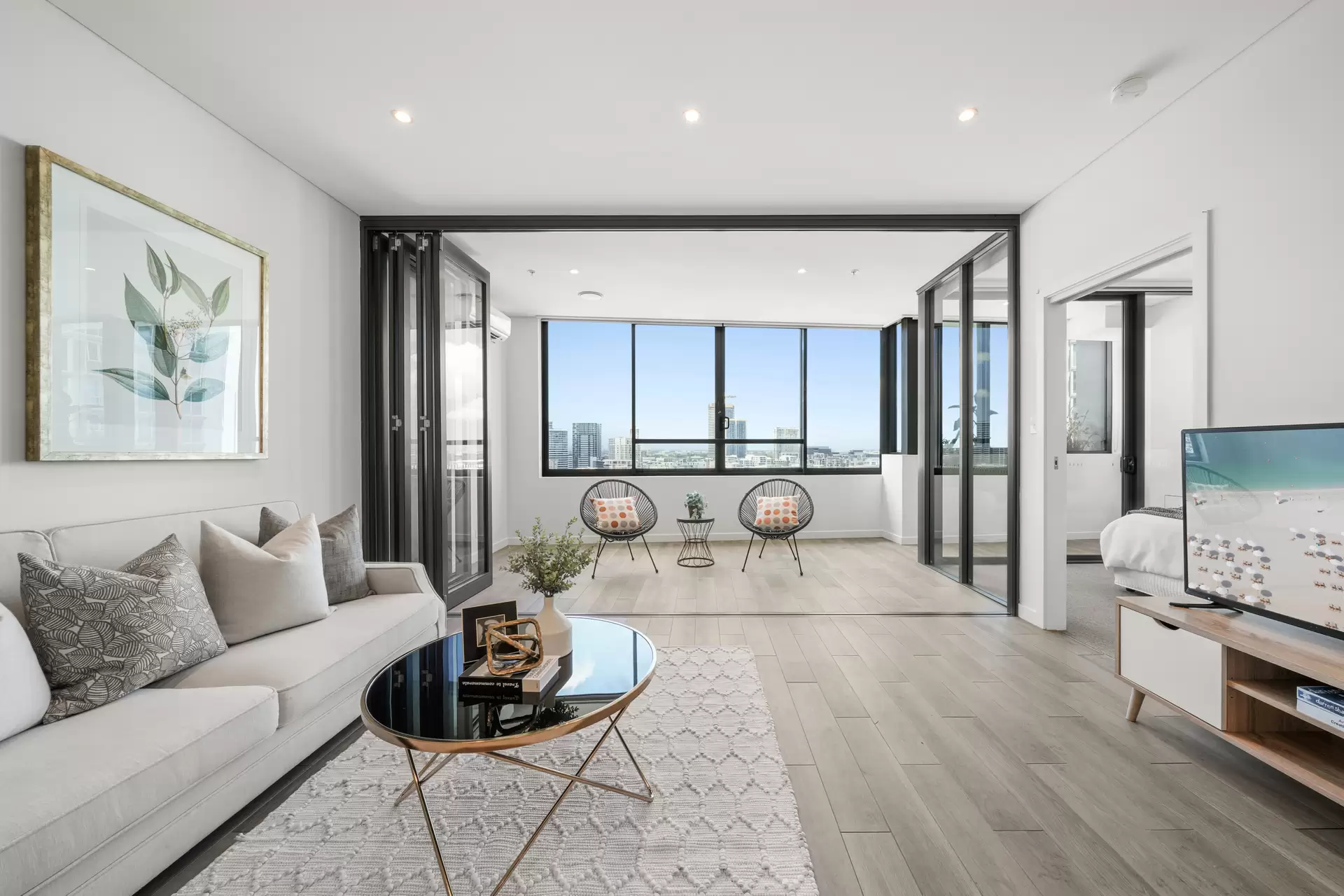 1407/11 Wentworth Place, Wentworth Point Sold by Chidiac Realty - image 1