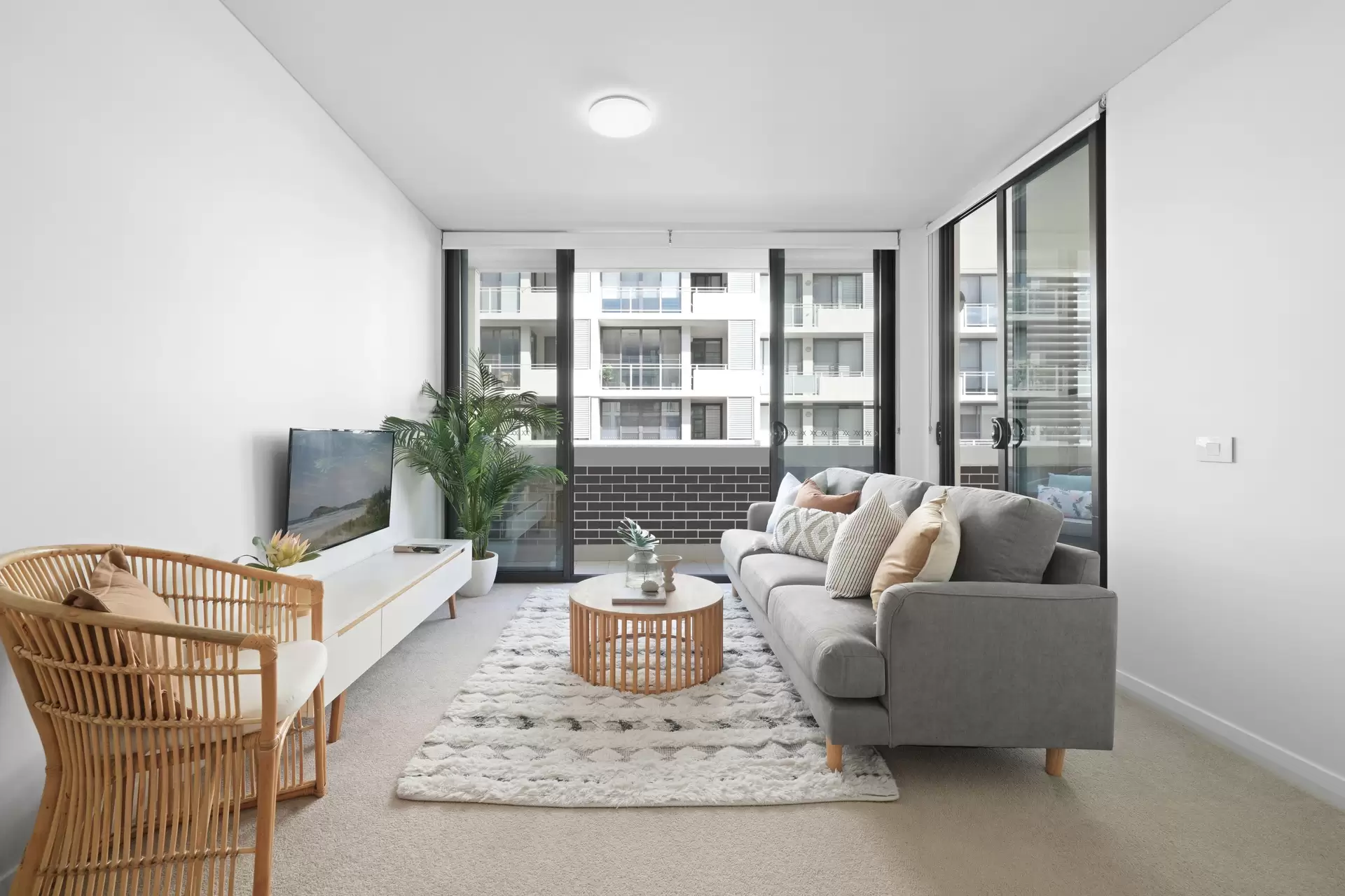 431/43 Amalfi Drive, Wentworth Point Sold by Chidiac Realty - image 1