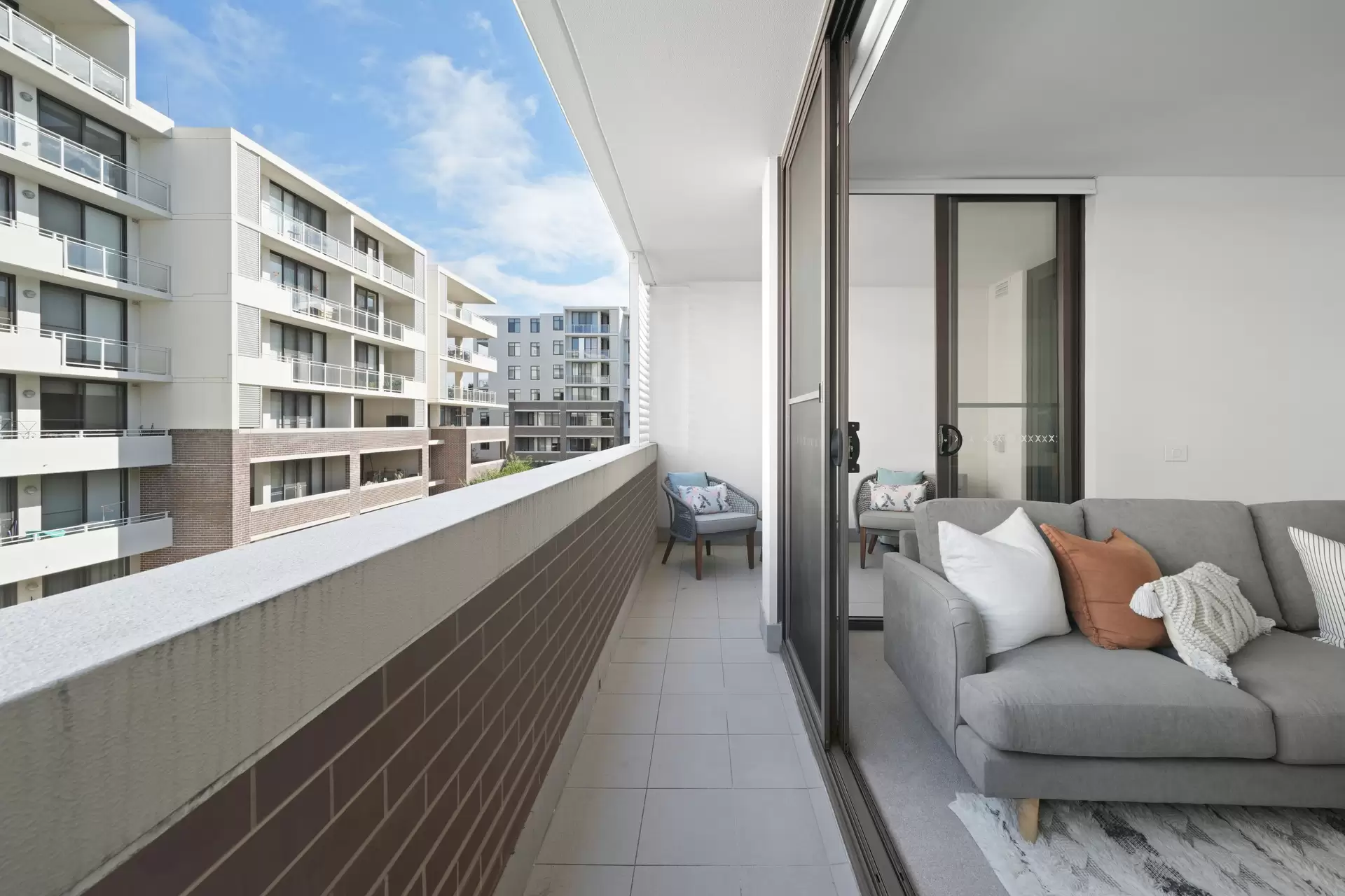 431/43 Amalfi Drive, Wentworth Point Sold by Chidiac Realty - image 1