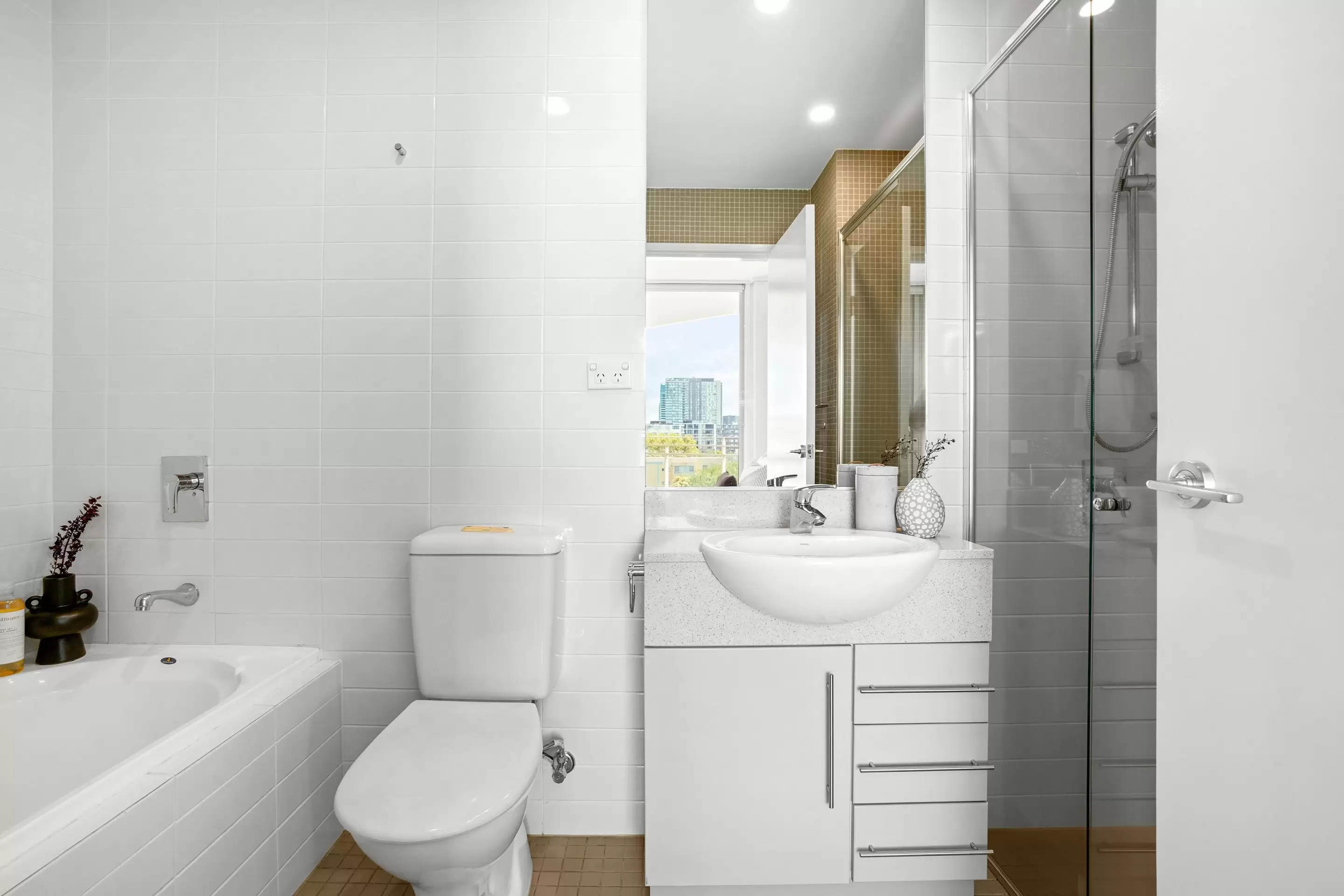 607/1 The Piazza, Wentworth Point Sold by Chidiac Realty - image 8