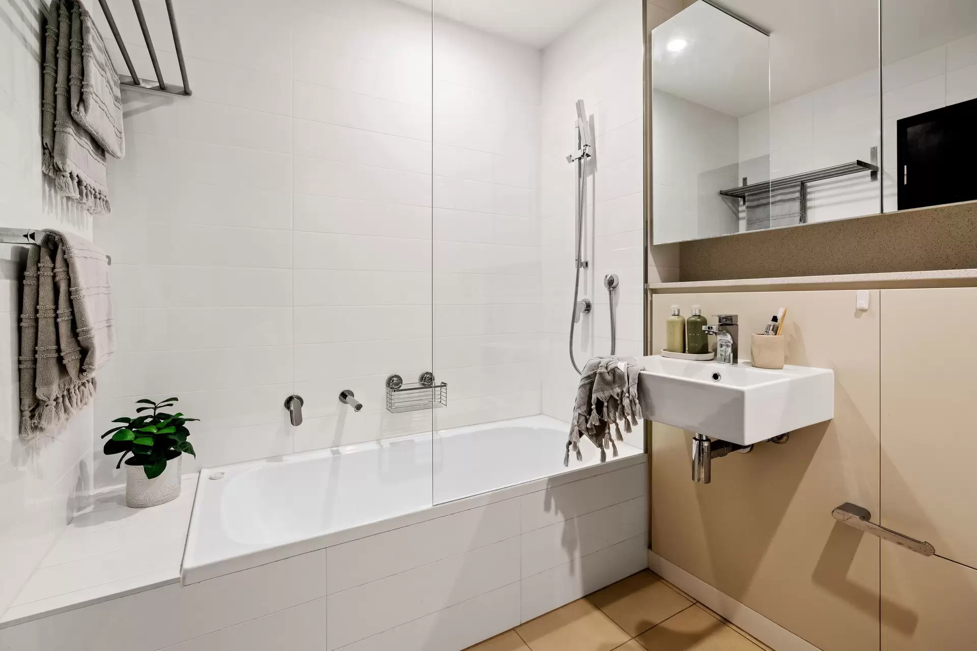 206/8 Nuvolari Place, Wentworth Point Sold by Chidiac Realty - image 1