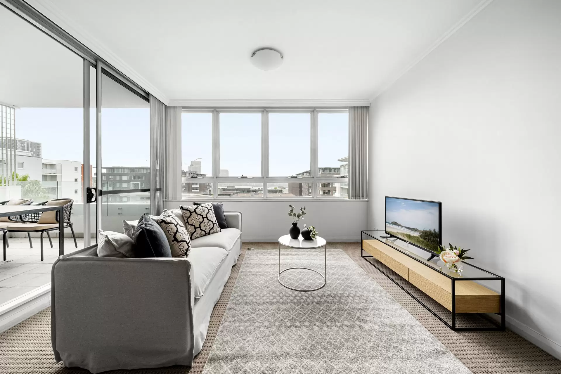 780/33 Hill Road, Wentworth Point Sold by Chidiac Realty - image 1