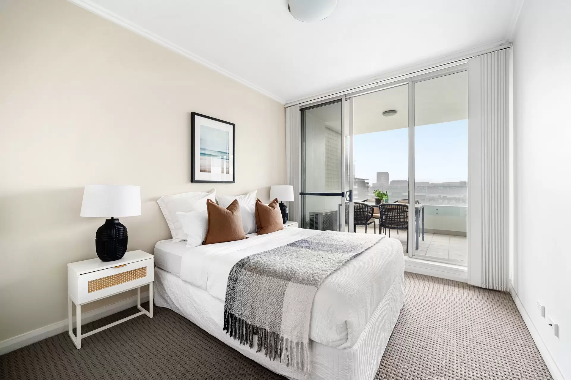 780/33 Hill Road, Wentworth Point Sold by Chidiac Realty - image 1