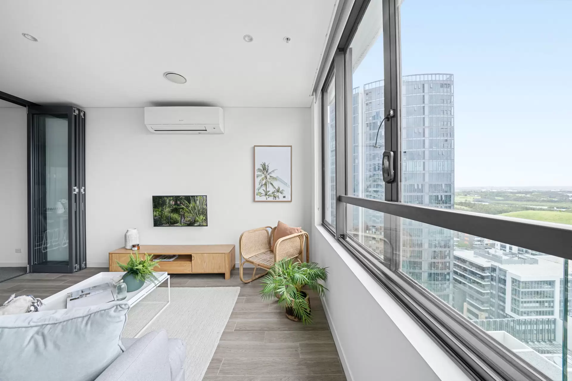 1712/11 Wentworth Place, Wentworth Point Sold by Chidiac Realty - image 1