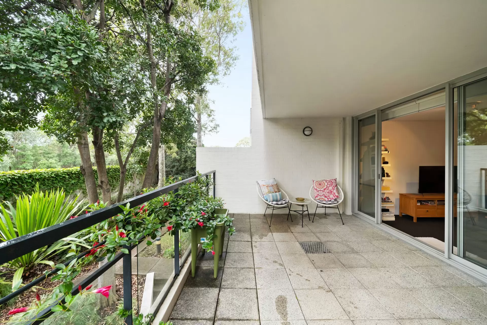 19/9 Blaxland Avenue, Newington Sold by Chidiac Realty - image 1