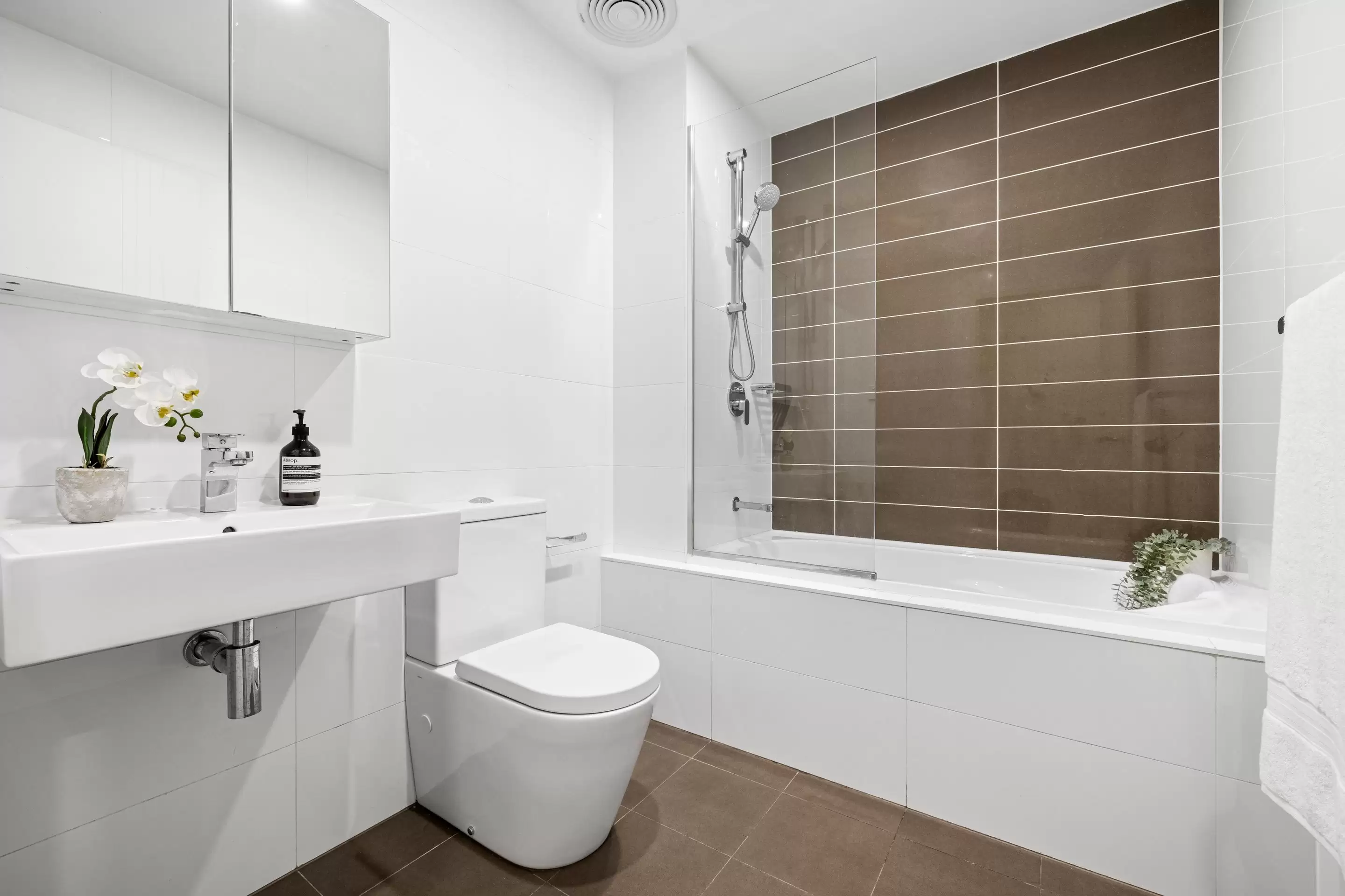 2/51-53 Loftus Crescent, Homebush Sold by Chidiac Realty - image 9