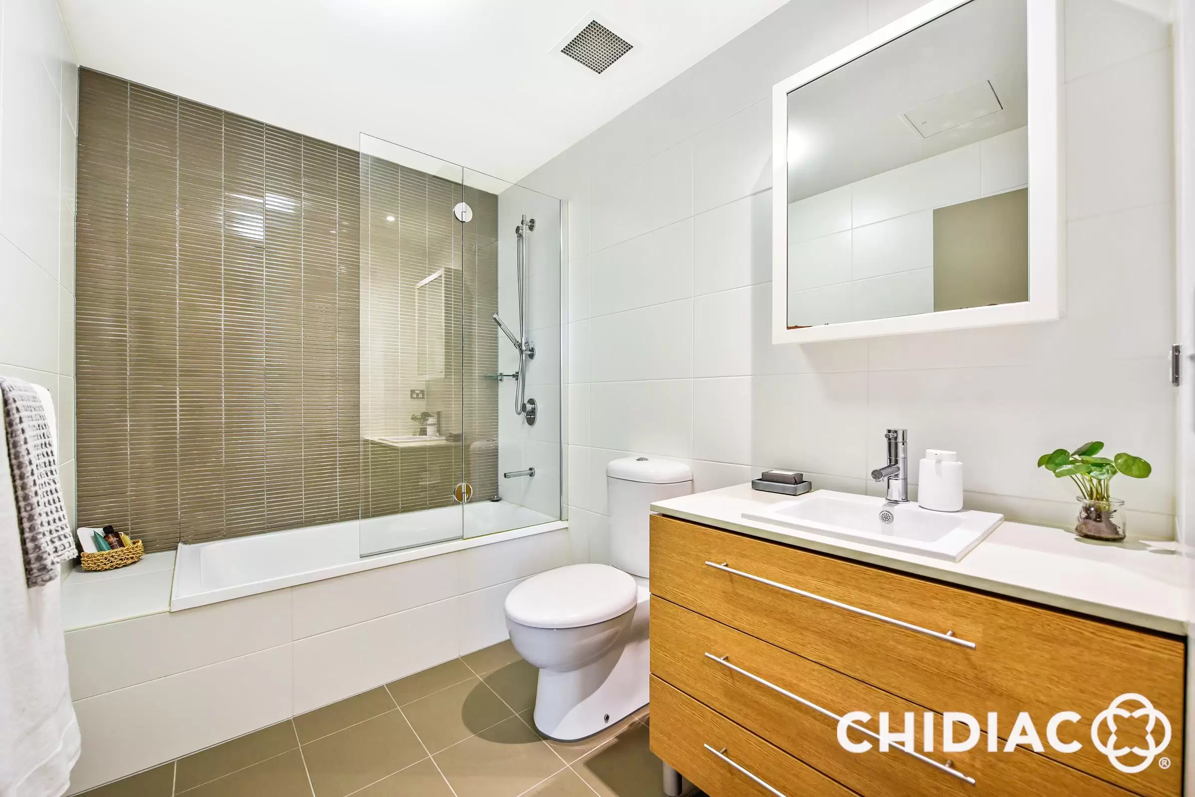 A109/6 Avenue Of Oceania, Newington Leased by Chidiac Realty - image 6