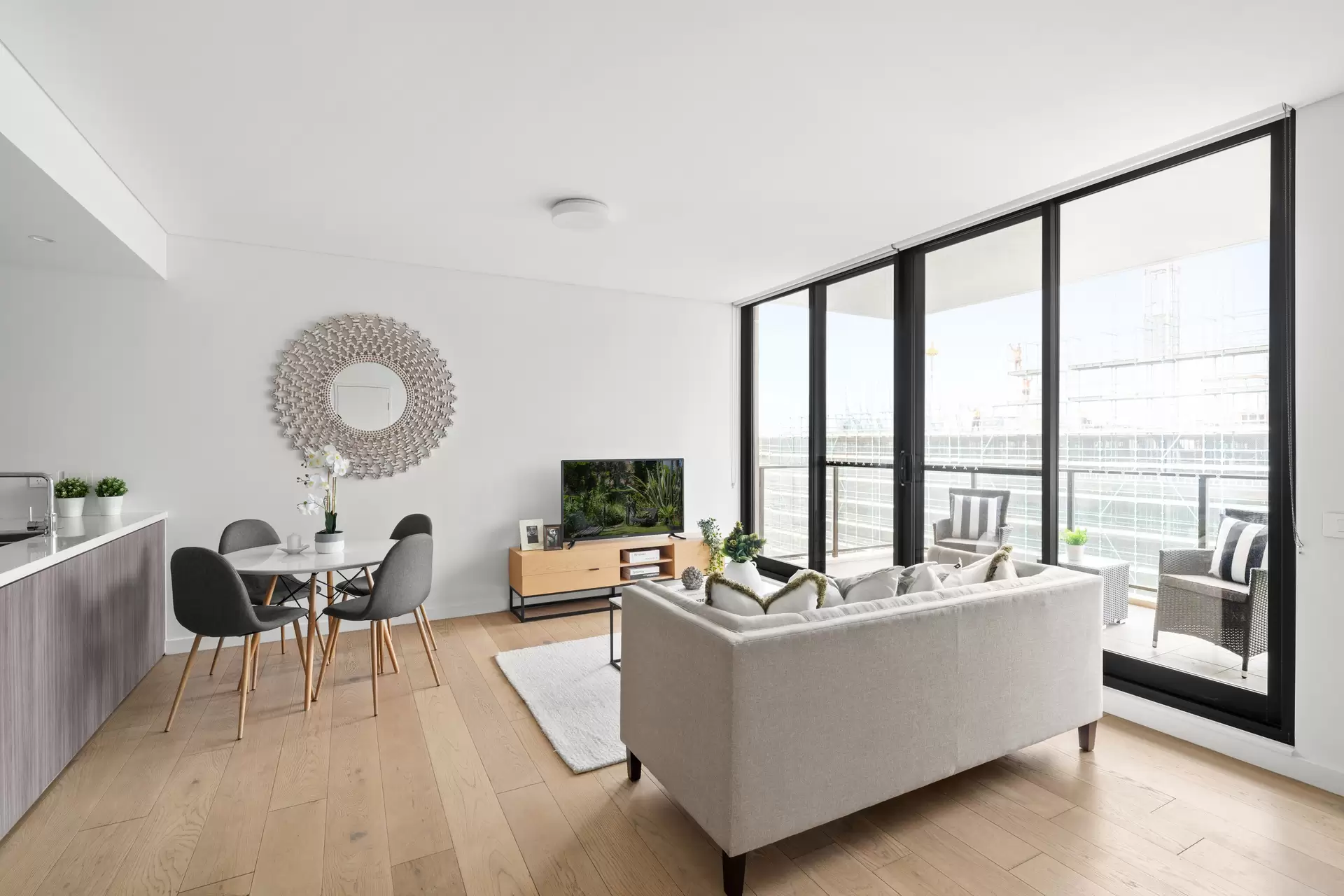 504/19 Verona Drive, Wentworth Point Sold by Chidiac Realty - image 1