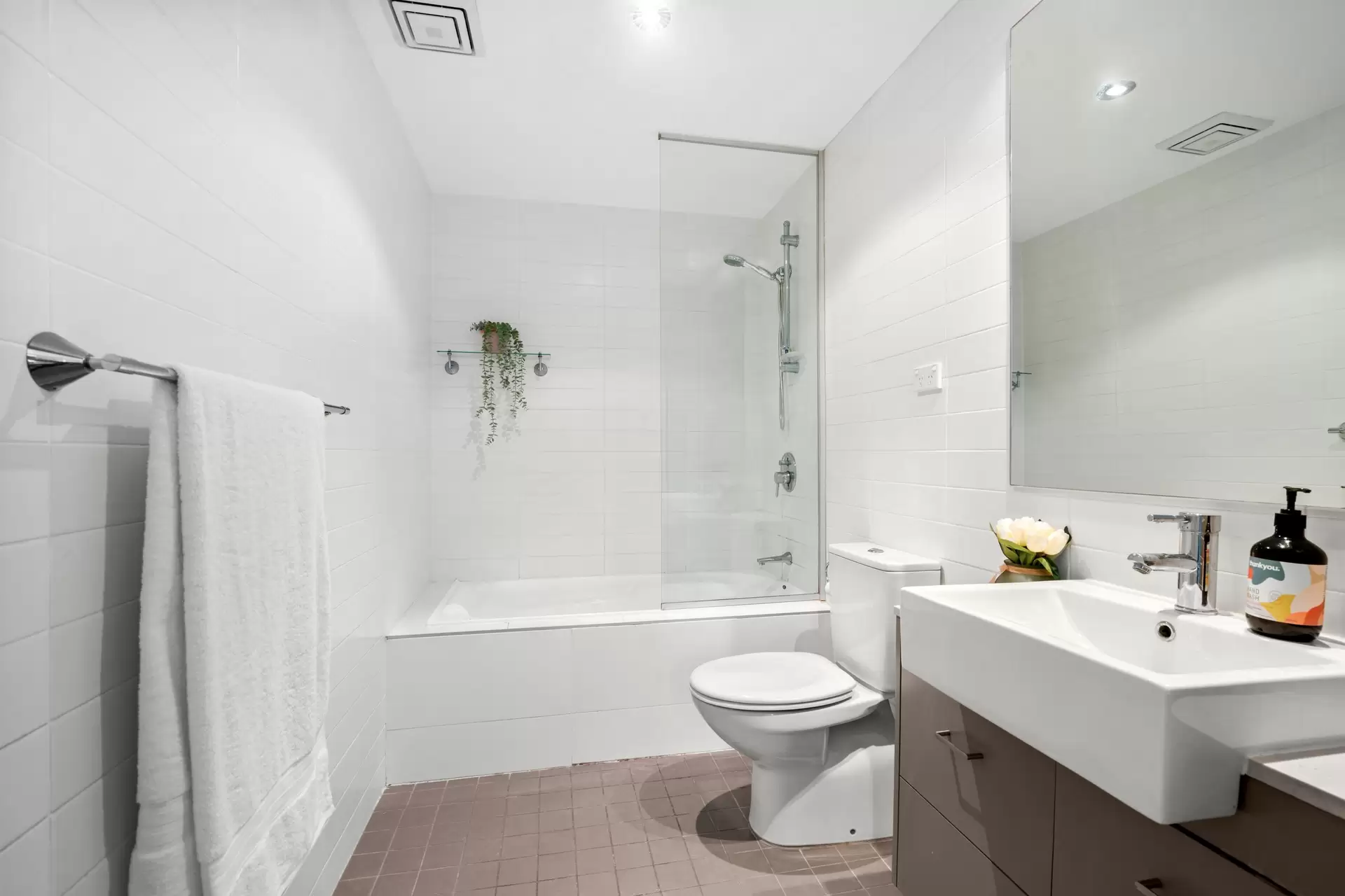 607/1 Stromboli Strait, Wentworth Point Sold by Chidiac Realty - image 1