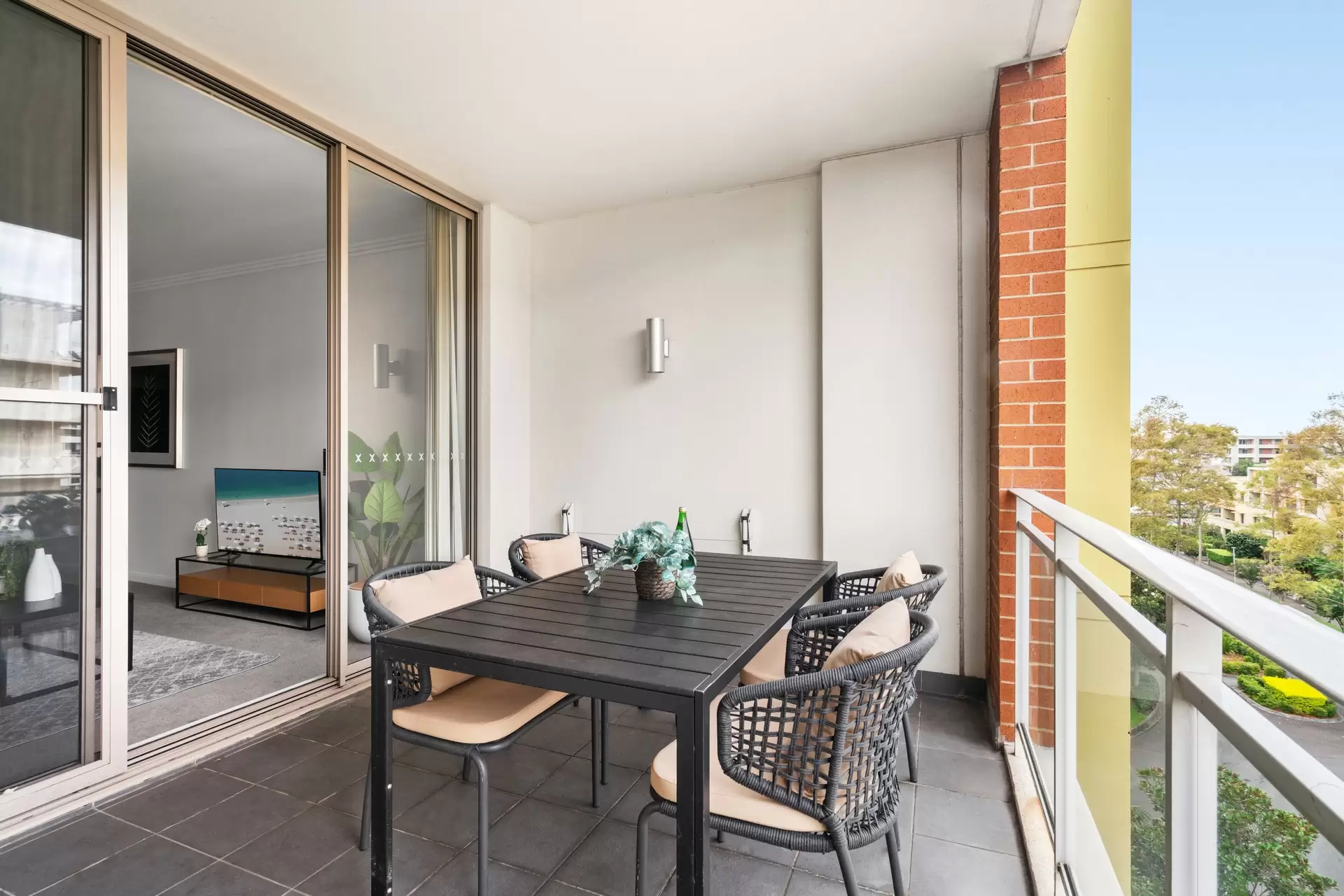 607/1 Stromboli Strait, Wentworth Point Sold by Chidiac Realty - image 1