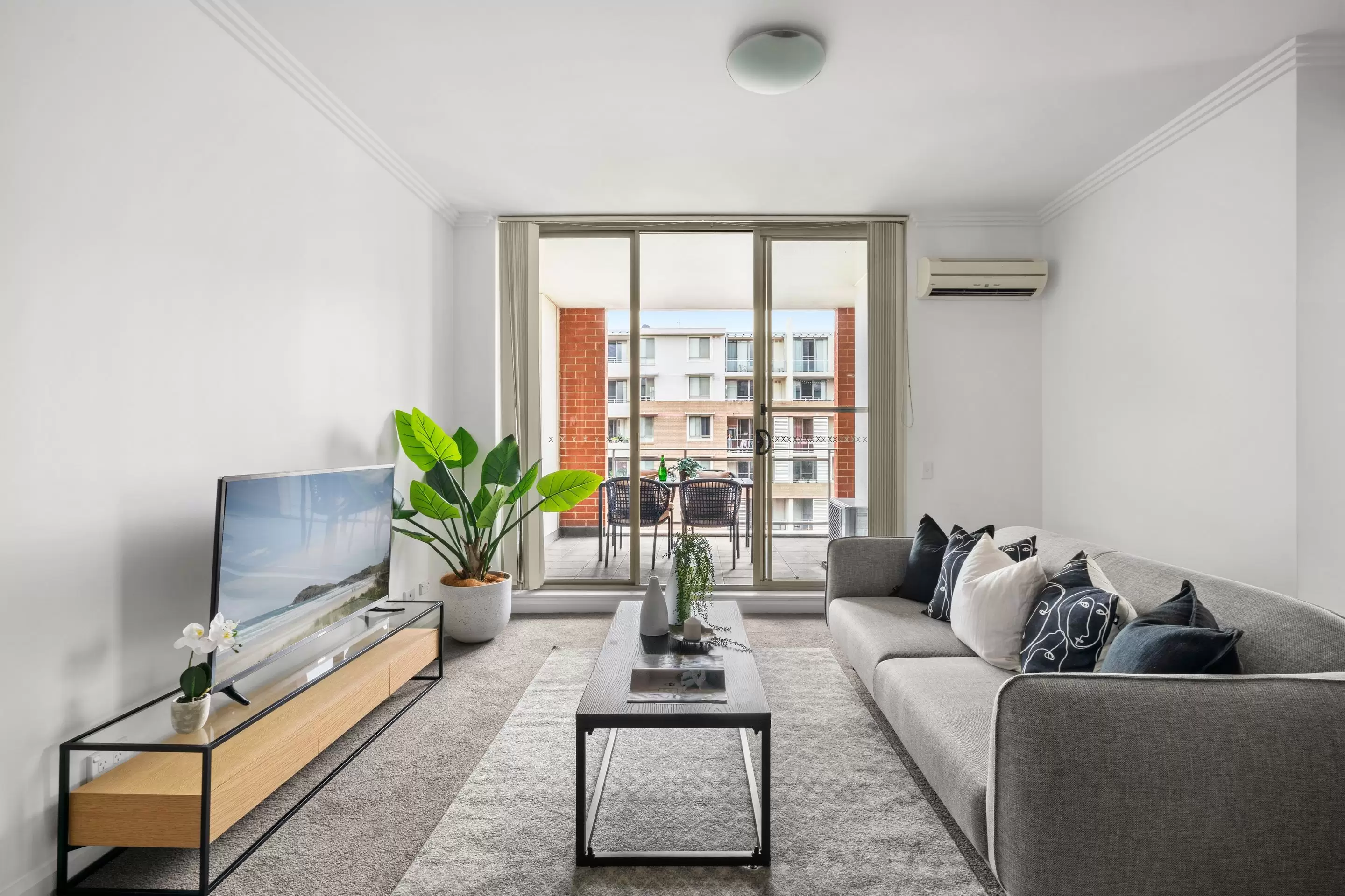 607/1 Stromboli Strait, Wentworth Point Sold by Chidiac Realty - image 4