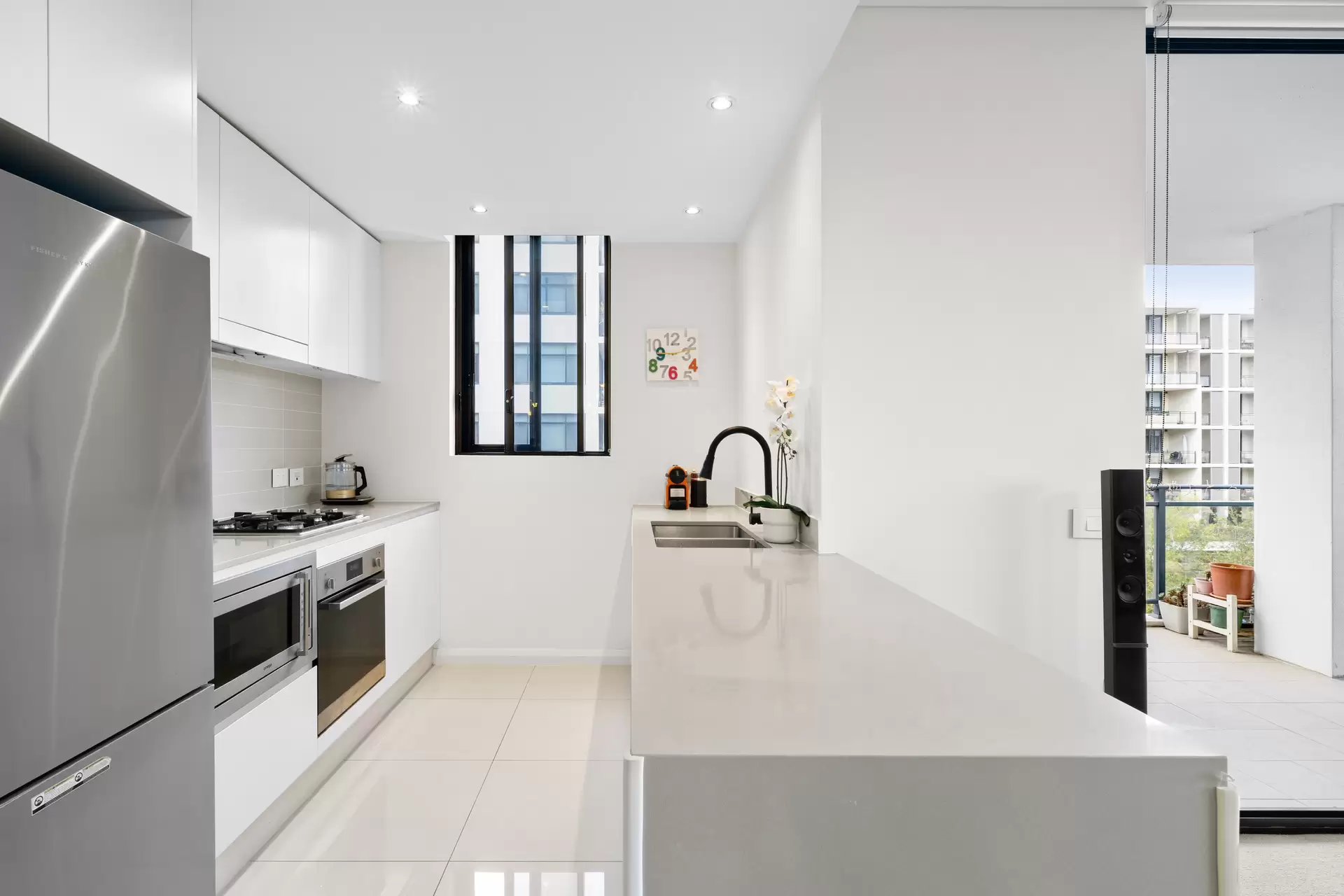 423/14 Baywater Drive, Wentworth Point Sold by Chidiac Realty - image 1
