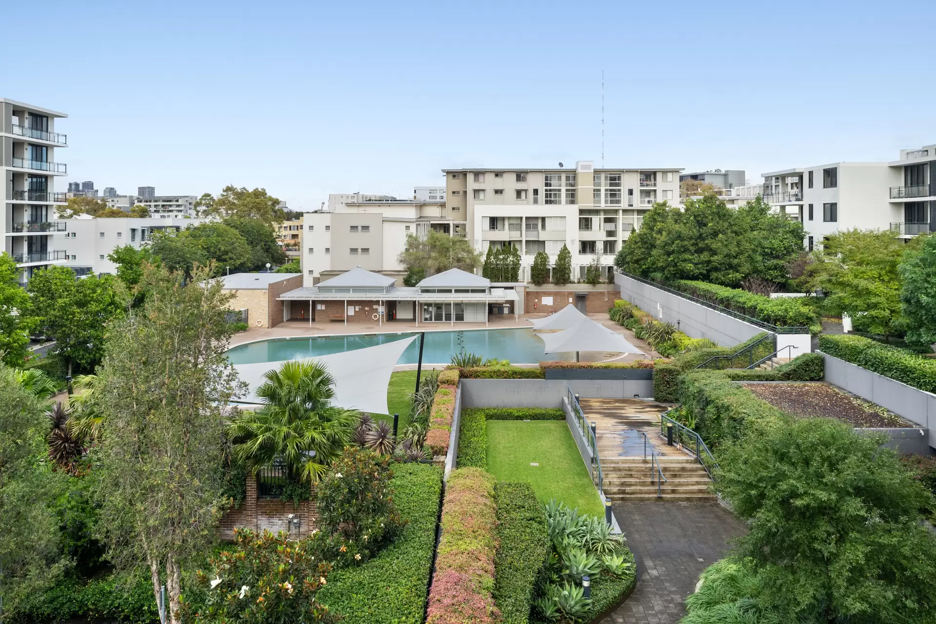 423/14 Baywater Drive, Wentworth Point Sold by Chidiac Realty - image 1