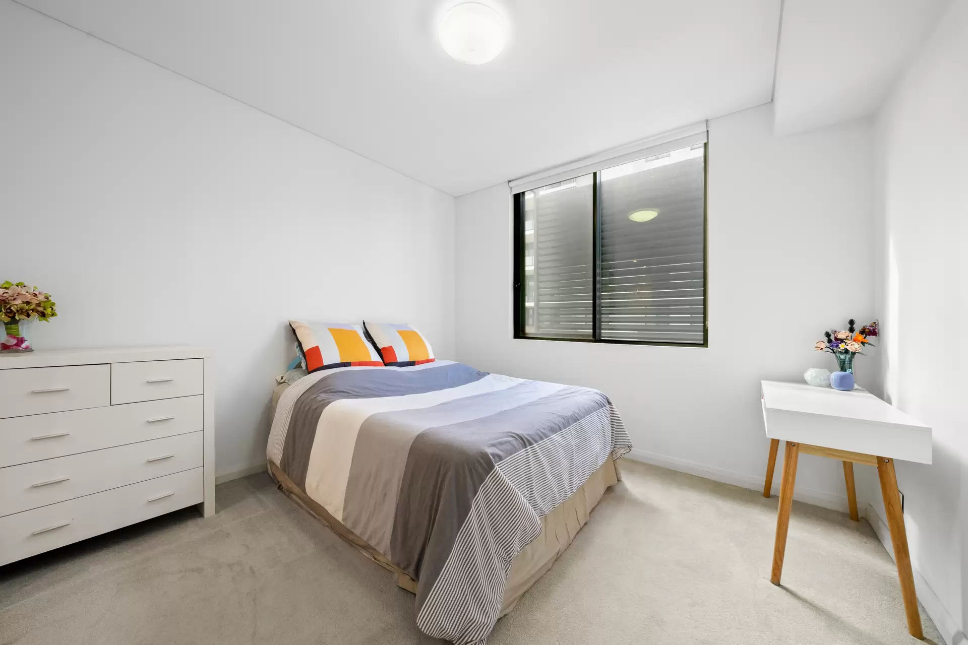 423/14 Baywater Drive, Wentworth Point Sold by Chidiac Realty - image 1