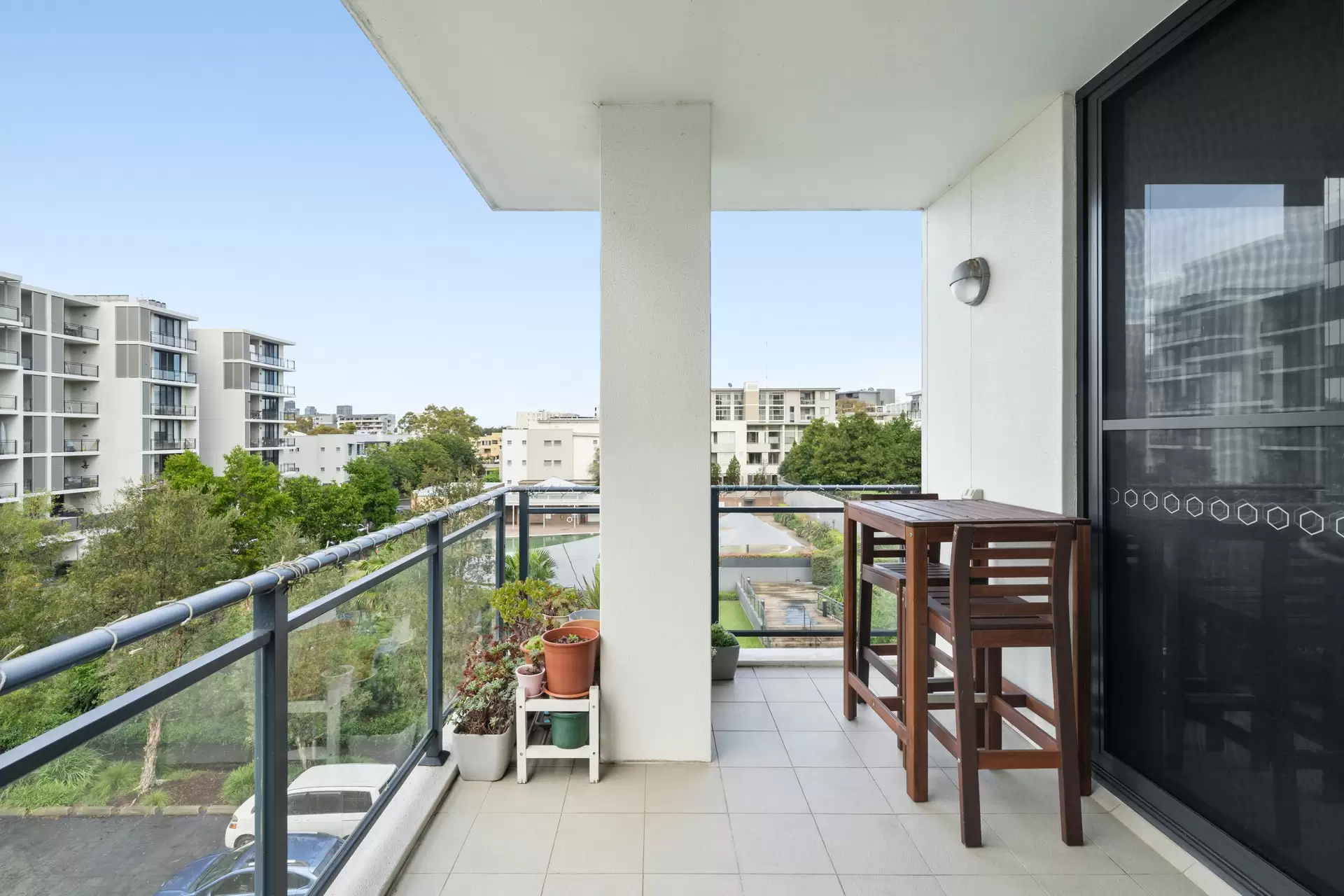 423/14 Baywater Drive, Wentworth Point Sold by Chidiac Realty - image 1