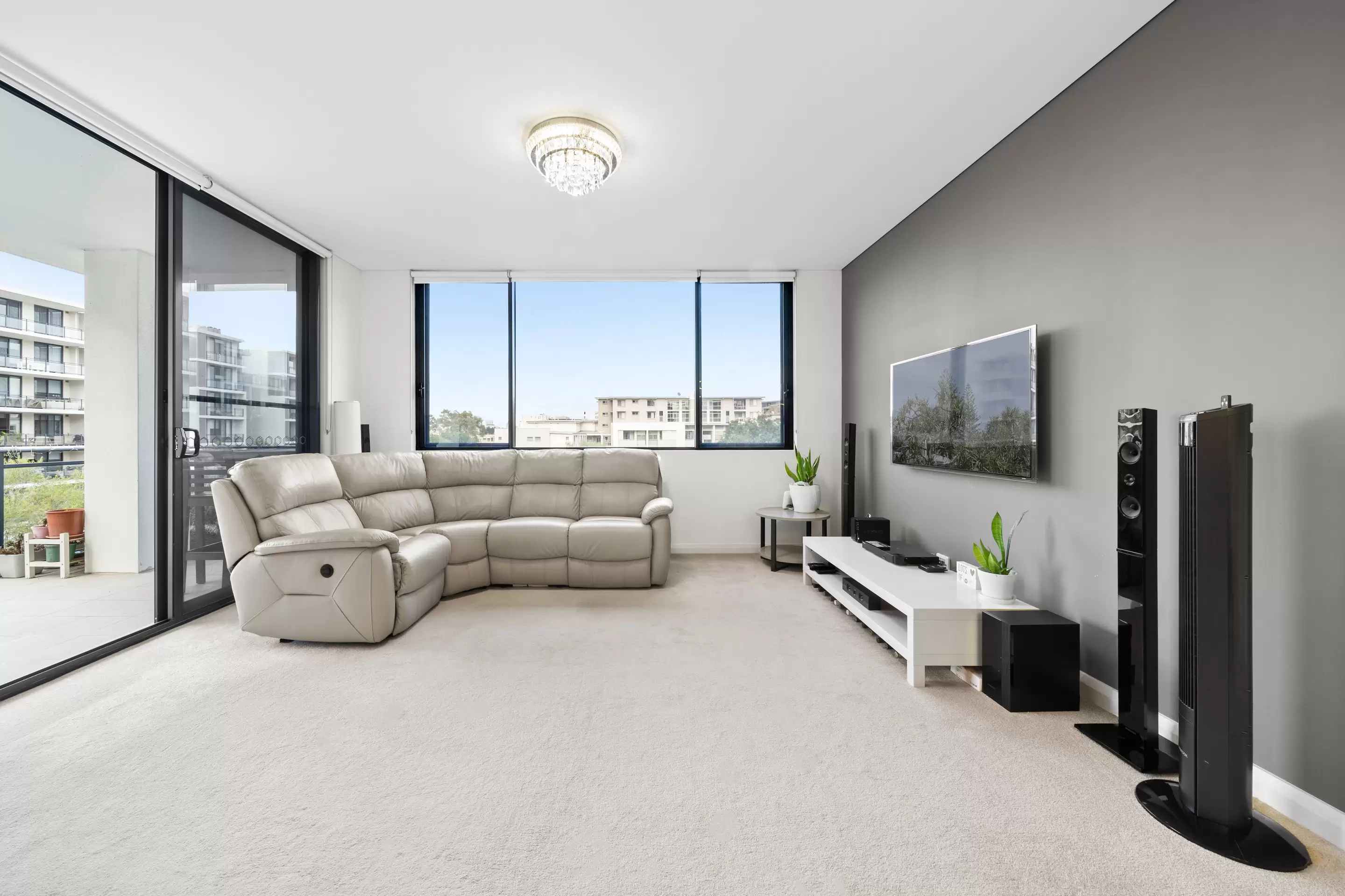 423/14 Baywater Drive, Wentworth Point Sold by Chidiac Realty - image 4