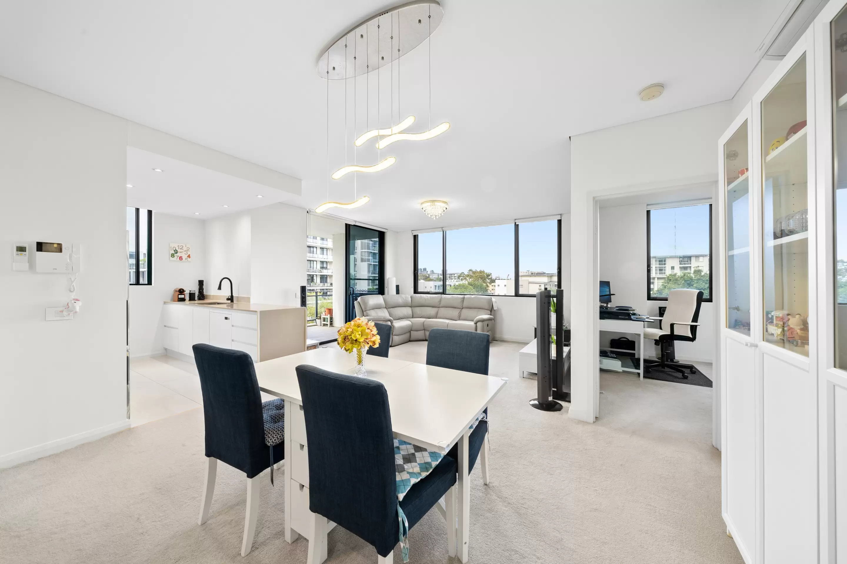 423/14 Baywater Drive, Wentworth Point Sold by Chidiac Realty - image 3
