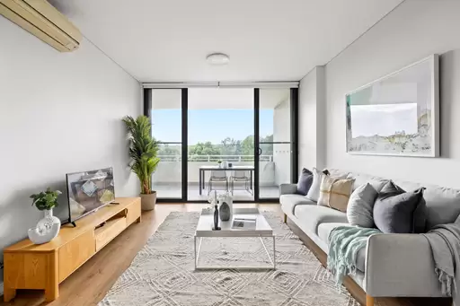 507/27 Hill Road, Wentworth Point Sold by Chidiac Realty