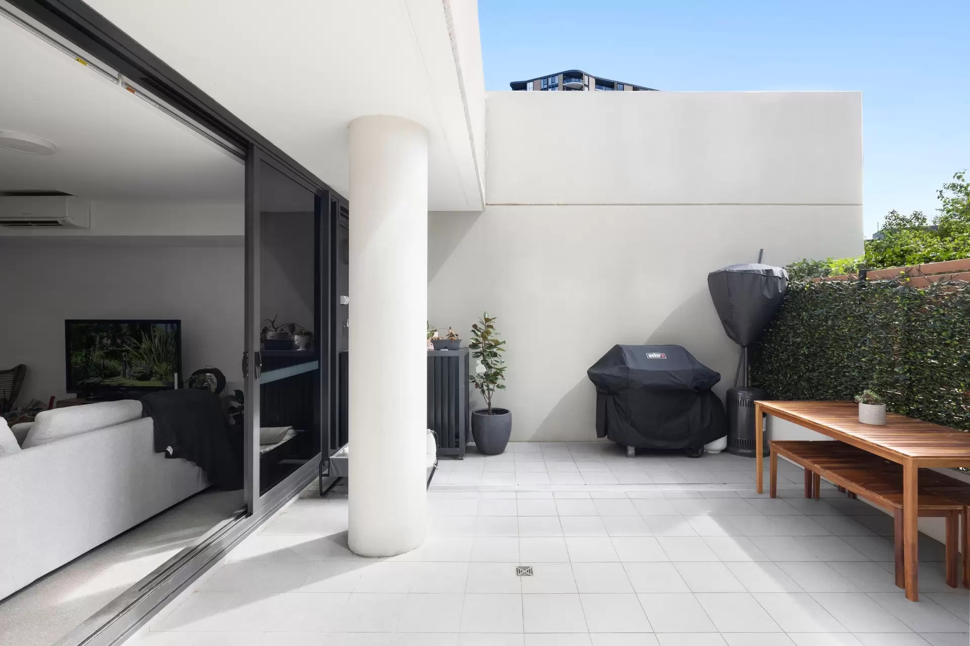 711/1 Park Street North, Wentworth Point Sold by Chidiac Realty - image 1