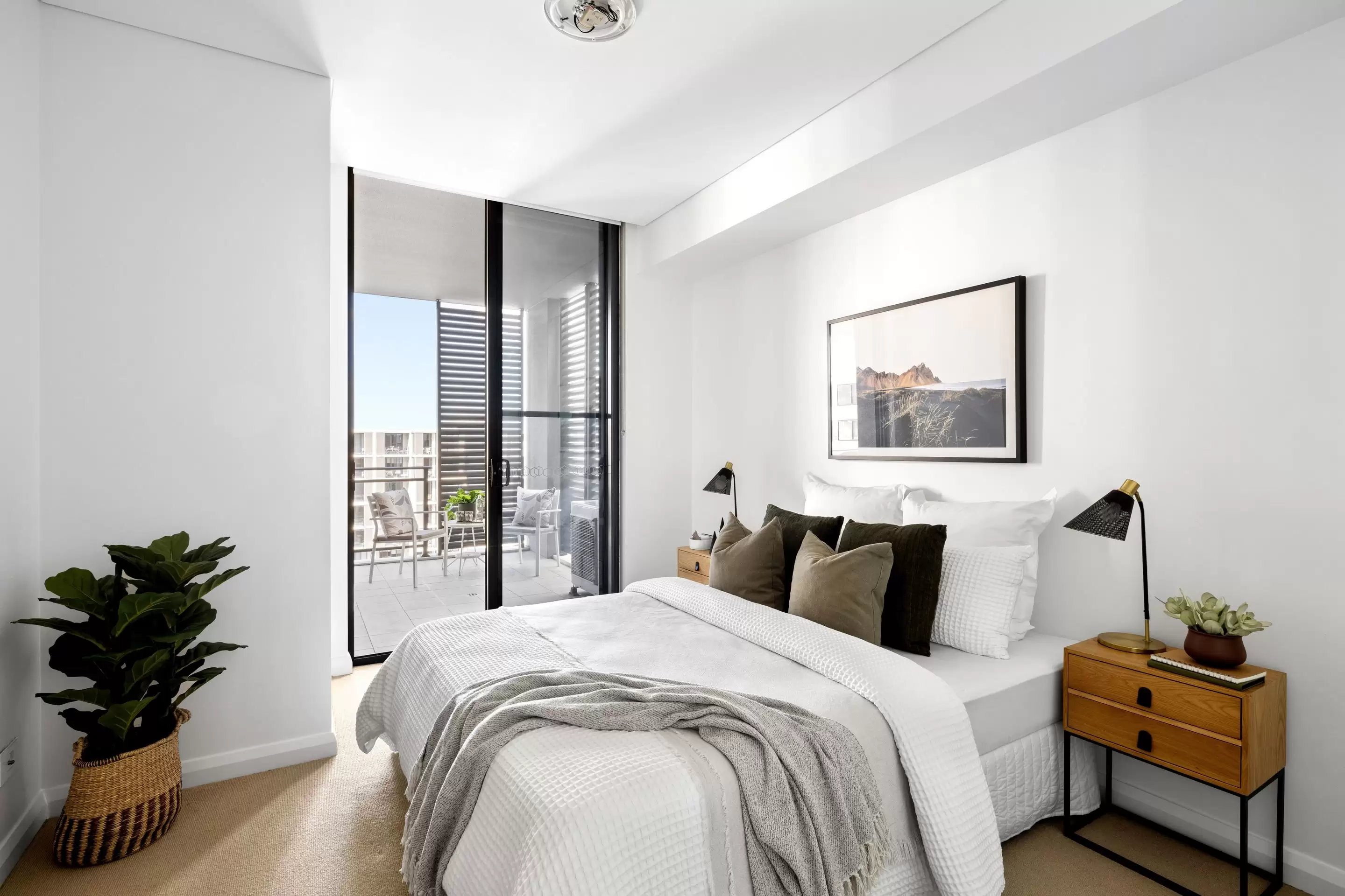 703/48 Amalfi Drive, Wentworth Point Sold by Chidiac Realty - image 5