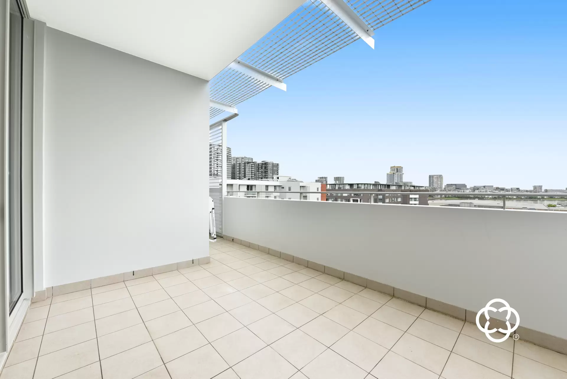 889/33 Hill Road, Wentworth Point Leased by Chidiac Realty - image 1