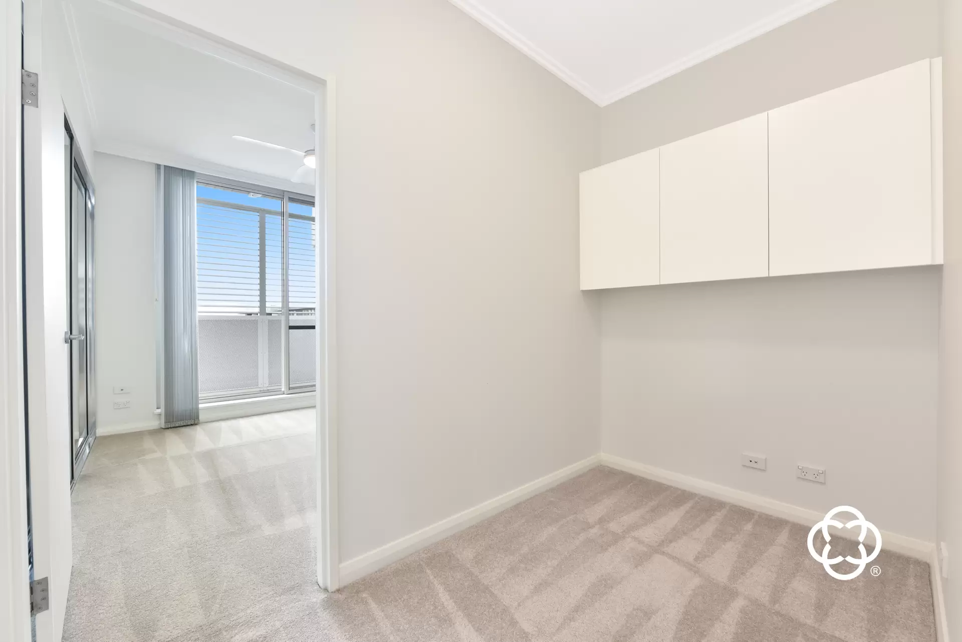 889/33 Hill Road, Wentworth Point Leased by Chidiac Realty - image 1