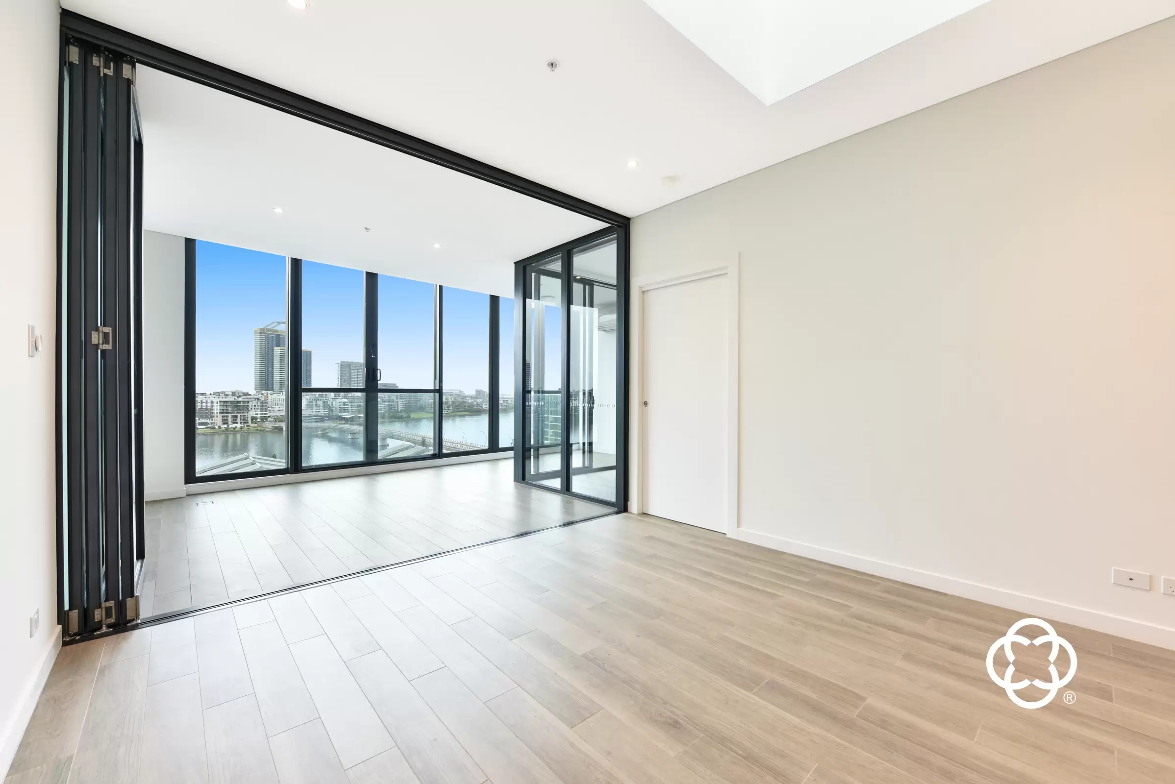 902/13 Wentworth Place, Wentworth Point Leased by Chidiac Realty - image 4
