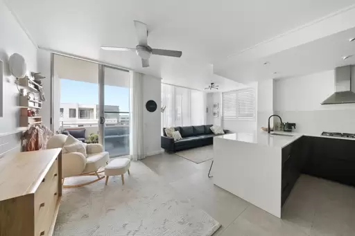 703/19 Hill Road, Wentworth Point Sold by Chidiac Realty