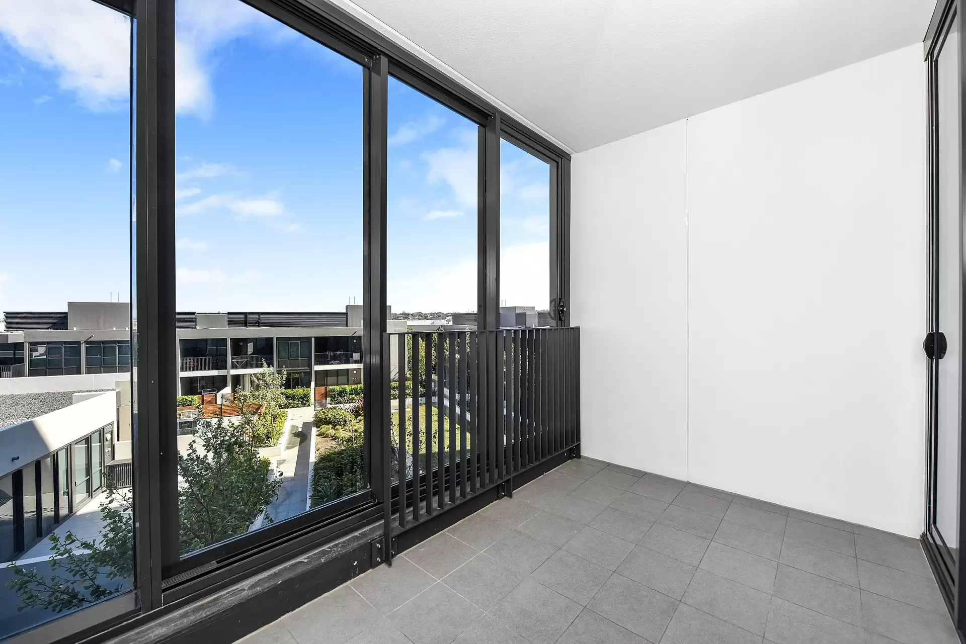 909/10 Burroway Road, Wentworth Point Sold by Chidiac Realty - image 1