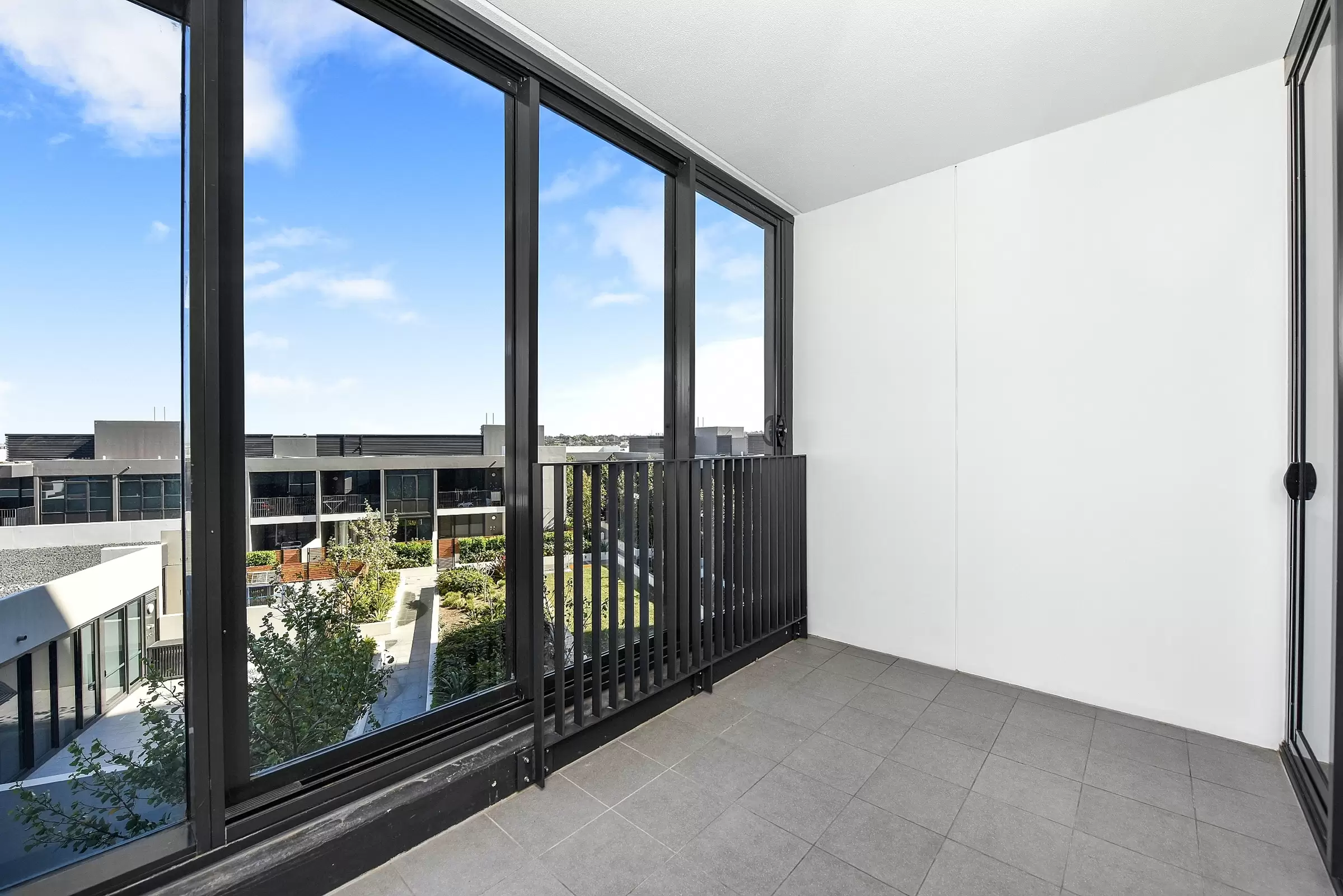 909/10 Burroway Road, Wentworth Point Sold by Chidiac Realty - image 2