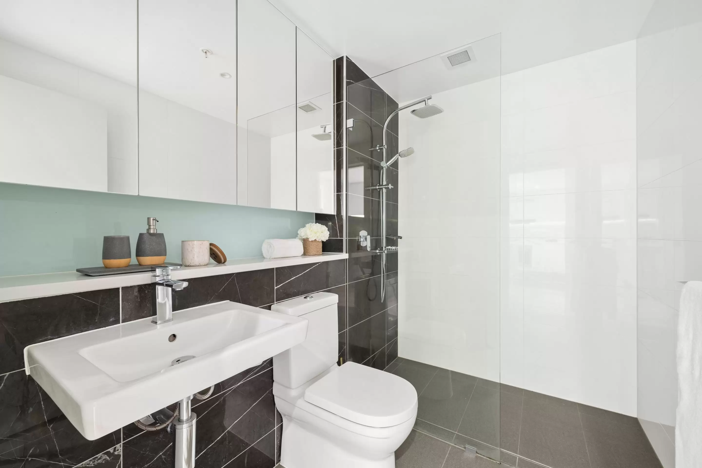 1105/18 Footbridge Boulevard, Wentworth Point Sold by Chidiac Realty - image 9