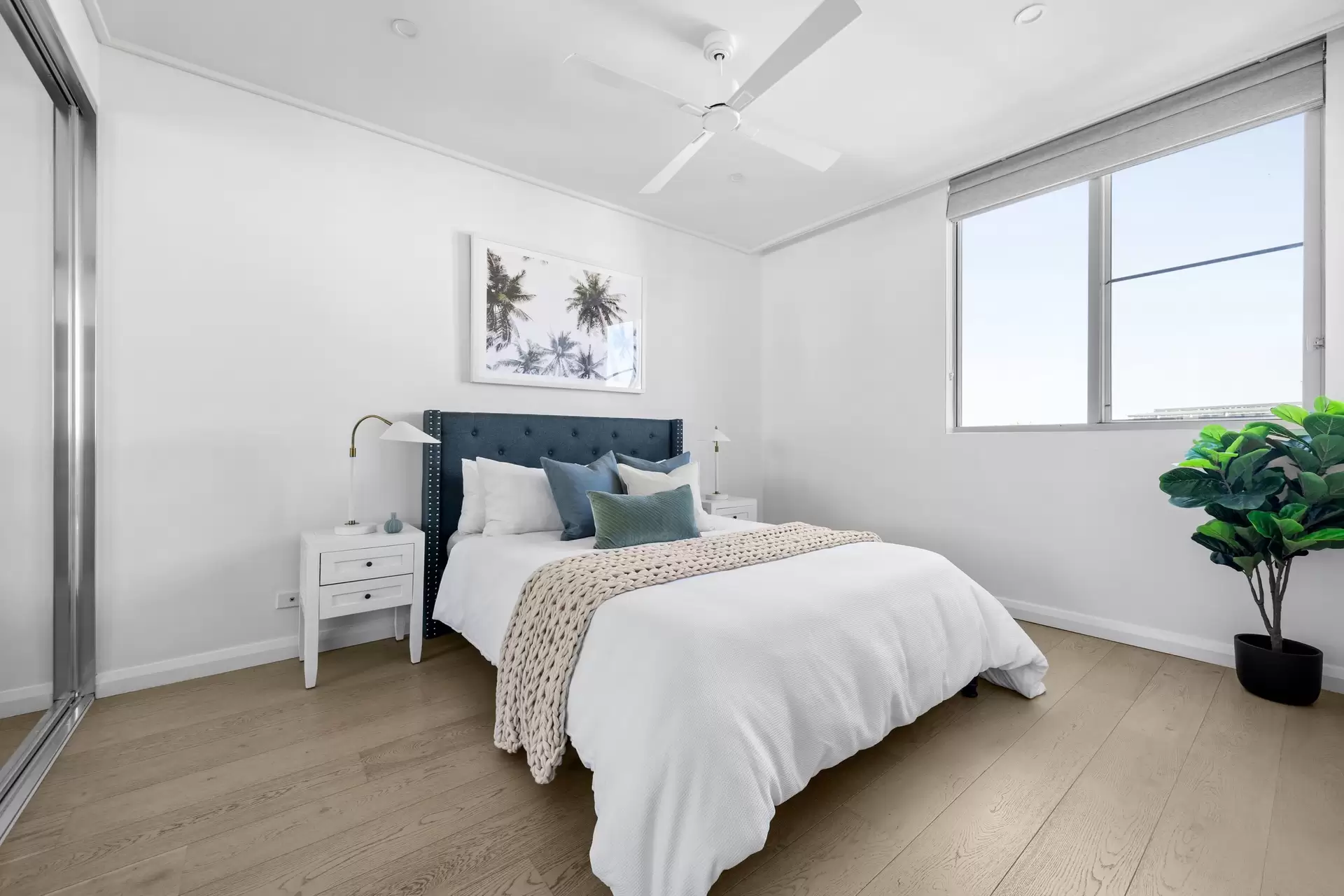 745/2 The Crescent, Wentworth Point Sold by Chidiac Realty - image 1