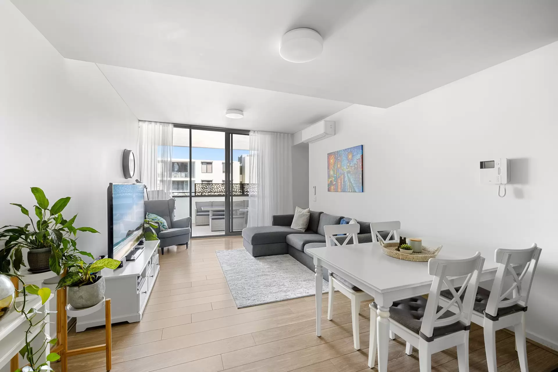 707/15 Baywater Drive, Wentworth Point Sold by Chidiac Realty - image 1