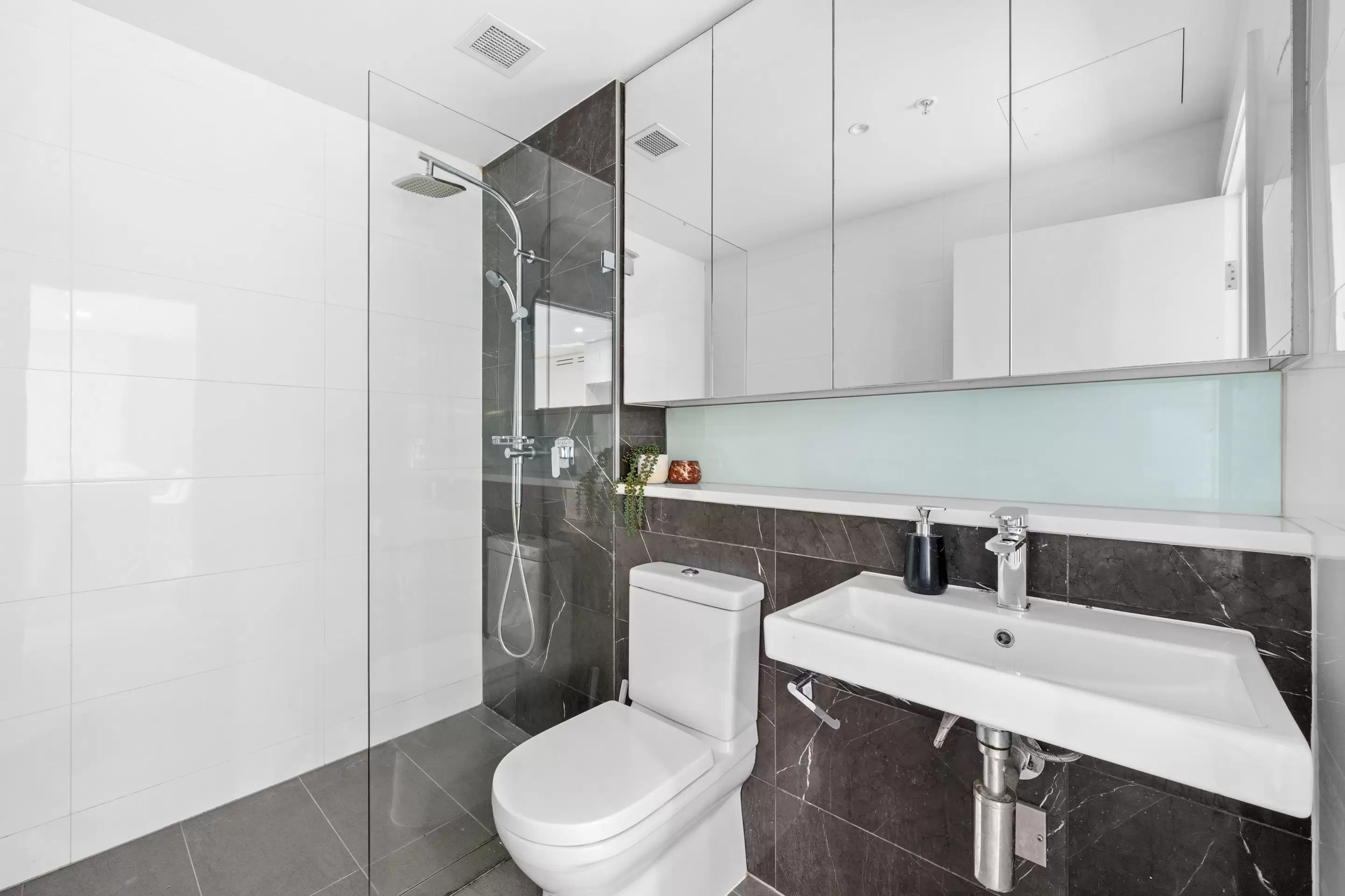 104/2 Waterways Street, Wentworth Point Sold by Chidiac Realty - image 10
