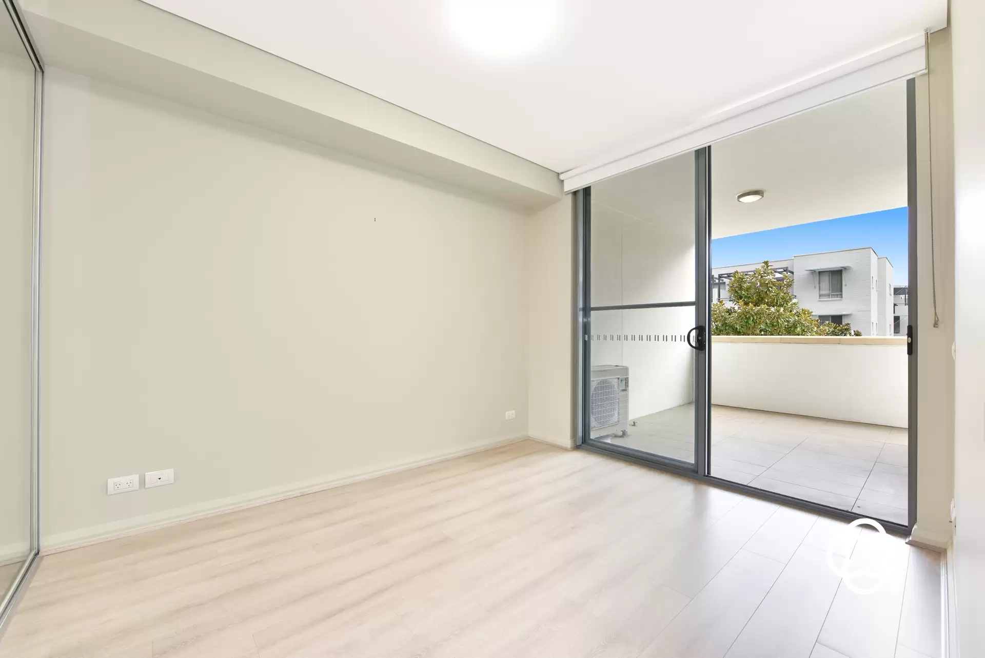 202/8 Marine Parade, Wentworth Point Leased by Chidiac Realty - image 1
