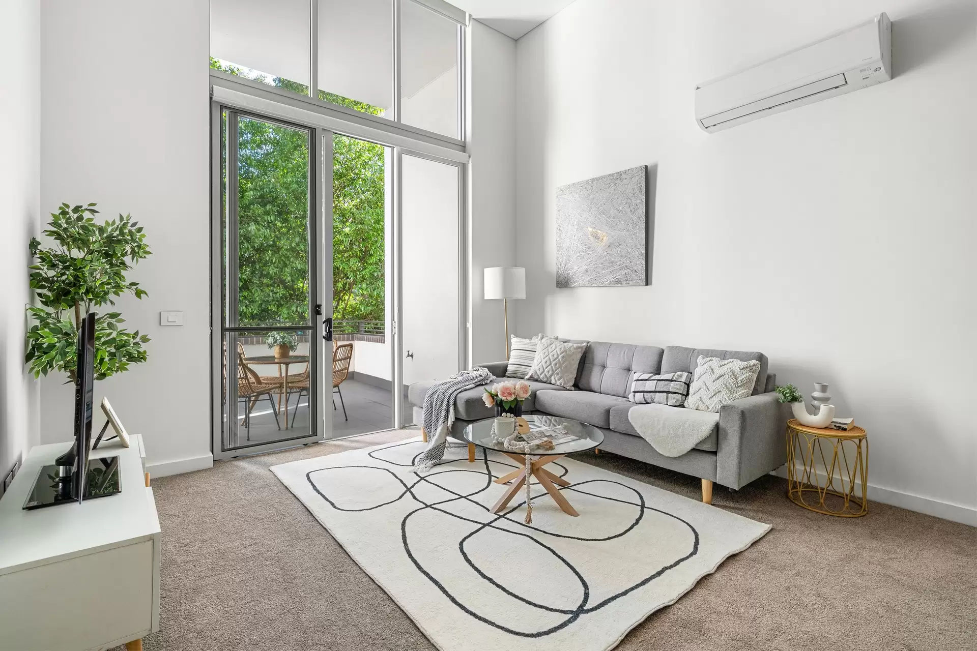 104/45 Hill Road, Wentworth Point Sold by Chidiac Realty - image 1