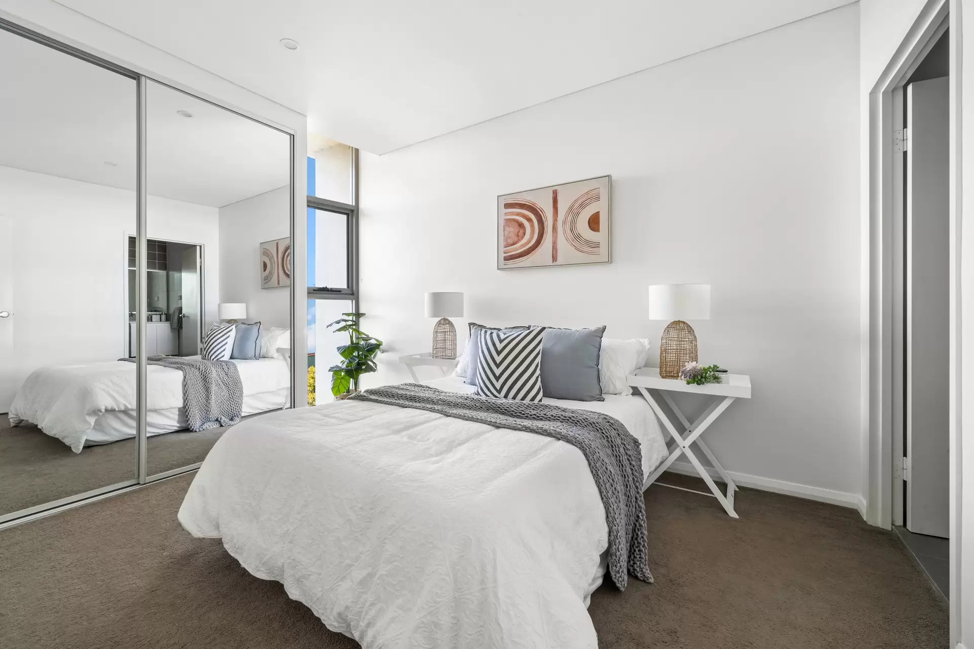 42/33 Euston Road, Alexandria Sold by Chidiac Realty - image 1