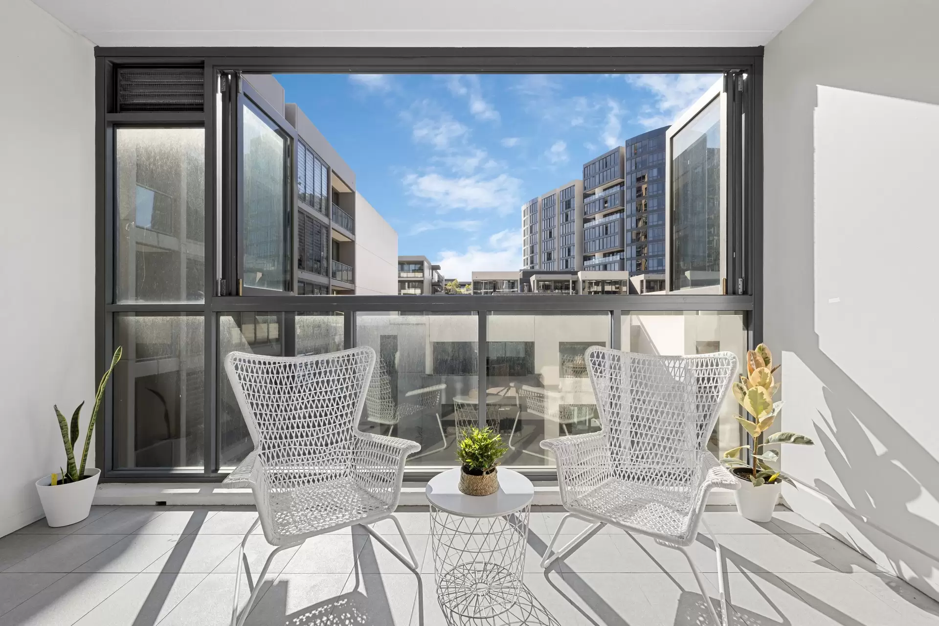 602/1 Footbridge Boulevard, Wentworth Point Sold by Chidiac Realty - image 1
