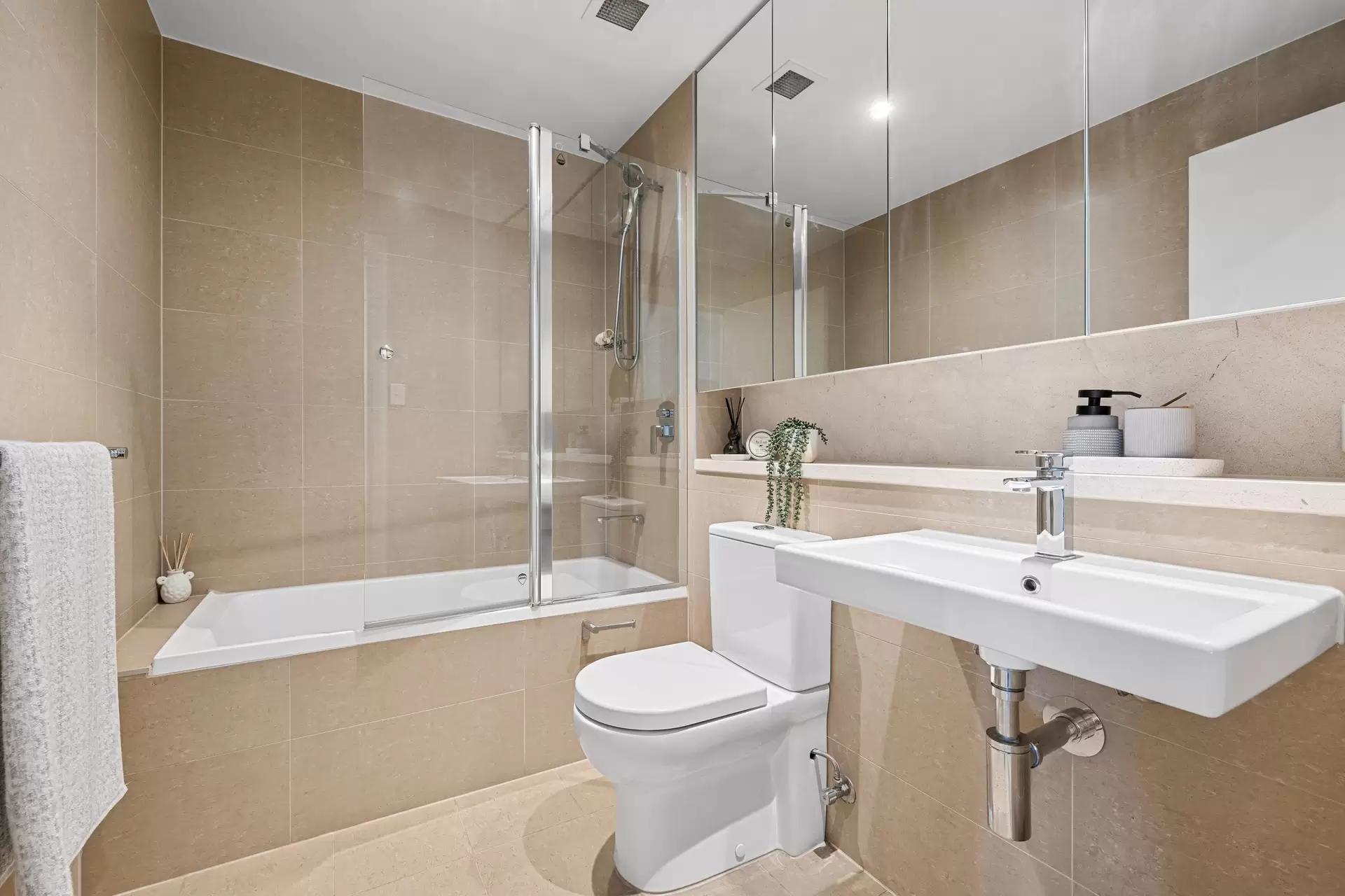 602/1 Footbridge Boulevard, Wentworth Point Sold by Chidiac Realty - image 1