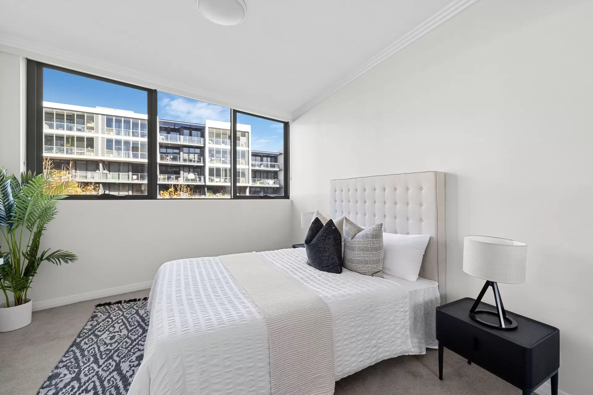 602/1 Footbridge Boulevard, Wentworth Point Sold by Chidiac Realty - image 1