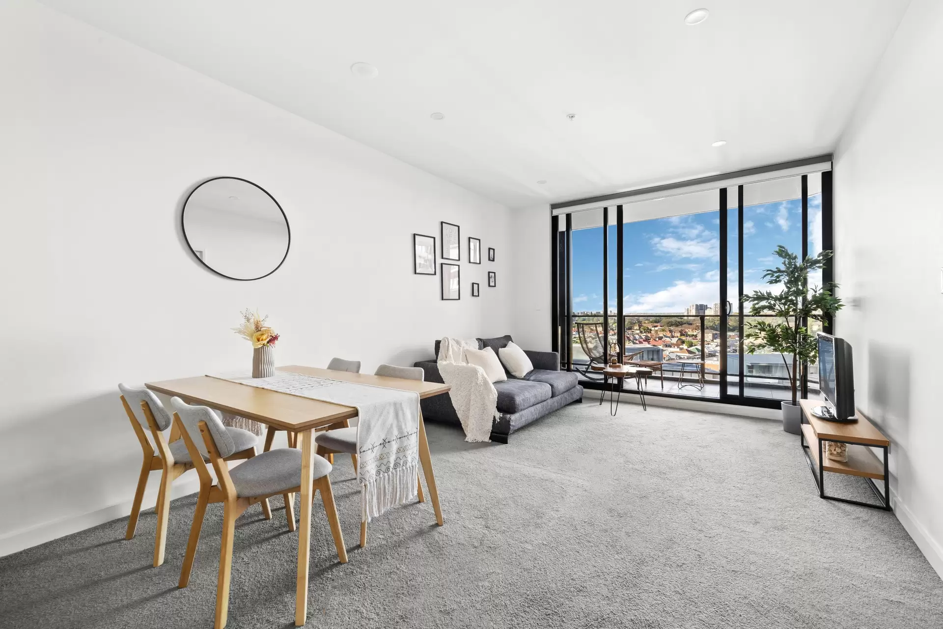 905/11 Hassall Street, Parramatta Sold by Chidiac Realty - image 1