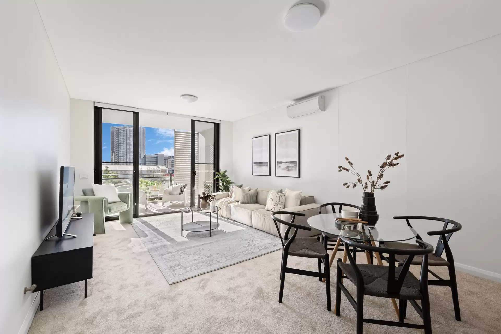 318/16 Baywater Drive, Wentworth Point Sold by Chidiac Realty - image 1