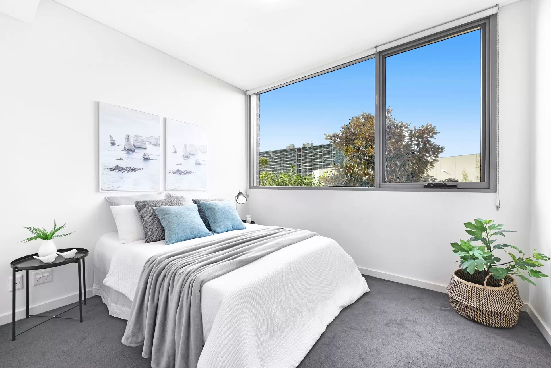 217/14 Nuvolari Place, Wentworth Point Sold by Chidiac Realty - image 1