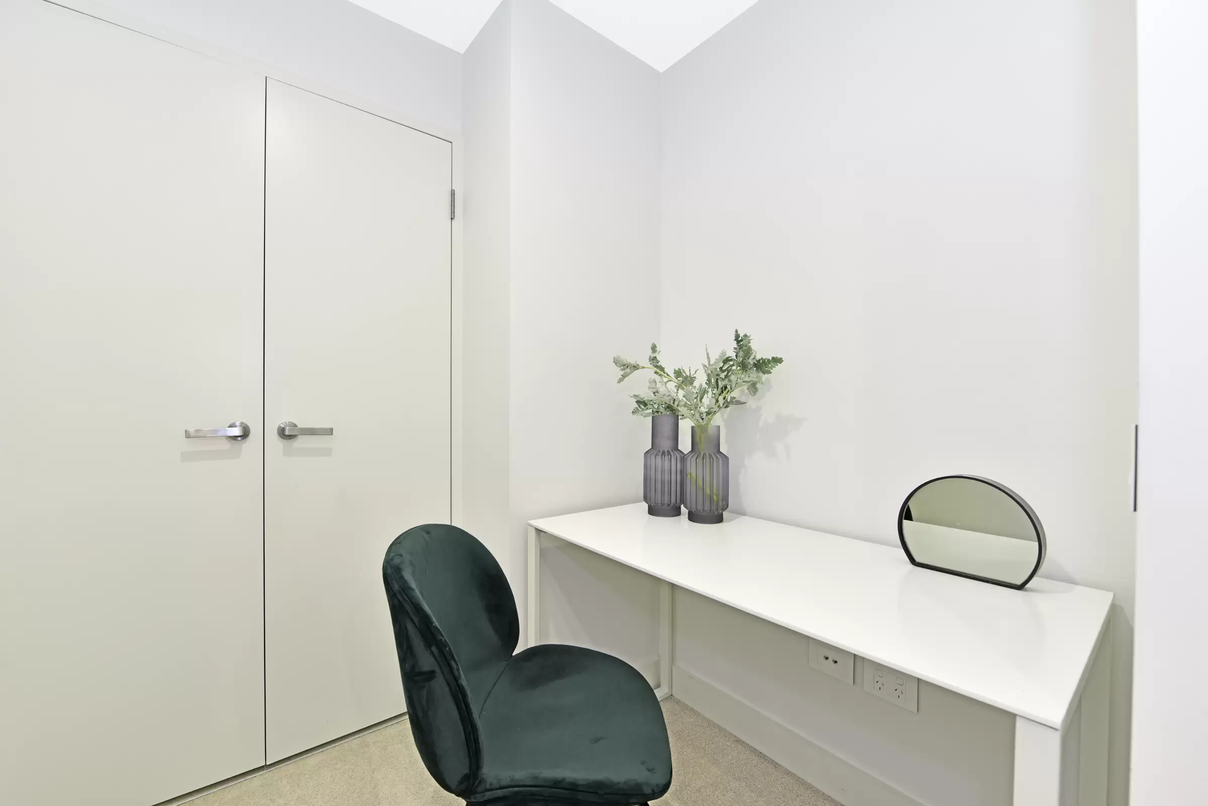 805/13 Verona Drive, Wentworth Point Leased by Chidiac Realty - image 5